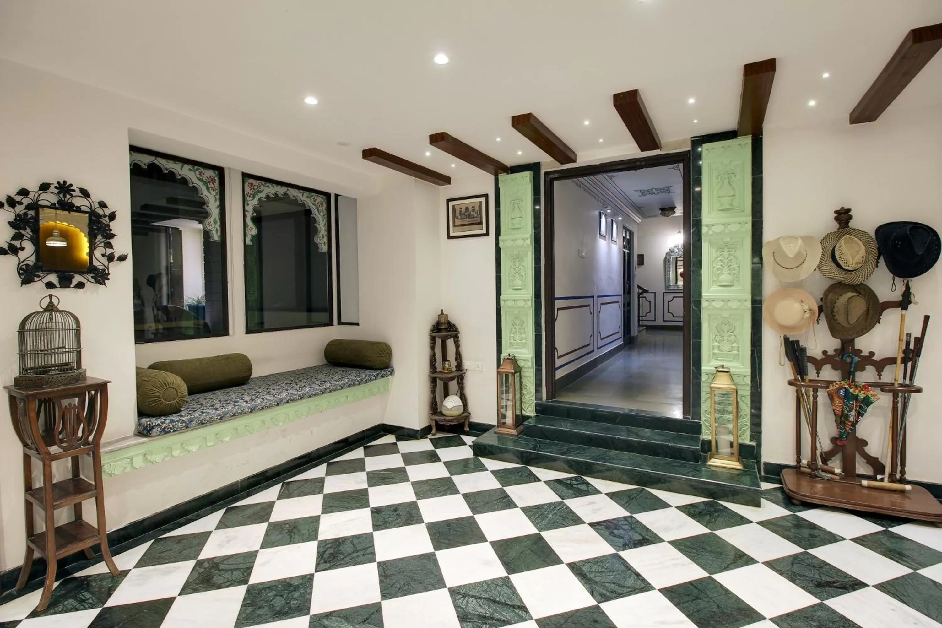 Lobby or reception in Panna Vilas - A Lake Facing Boutique Hotel