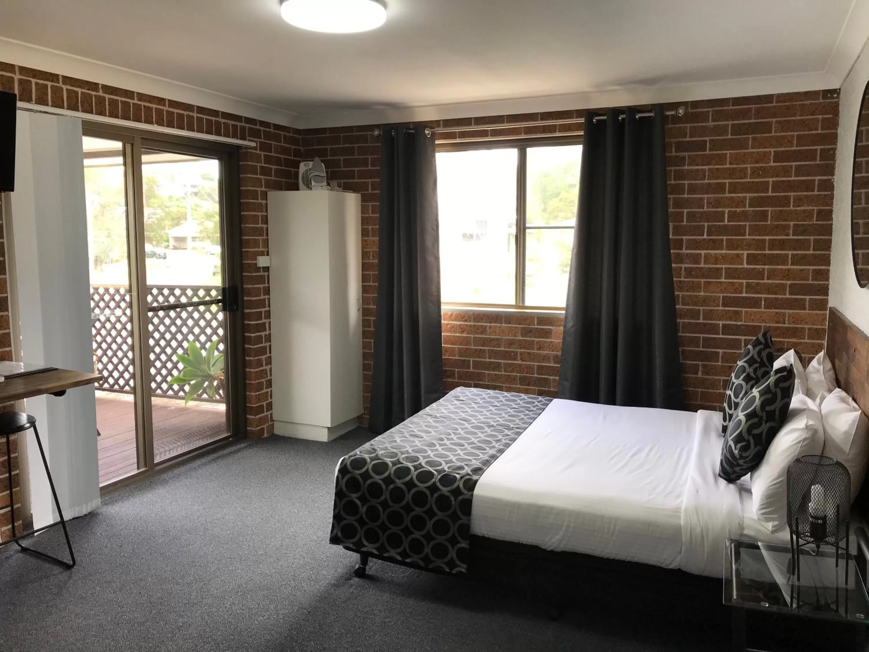 Bed in Coffs Shearwater Motel