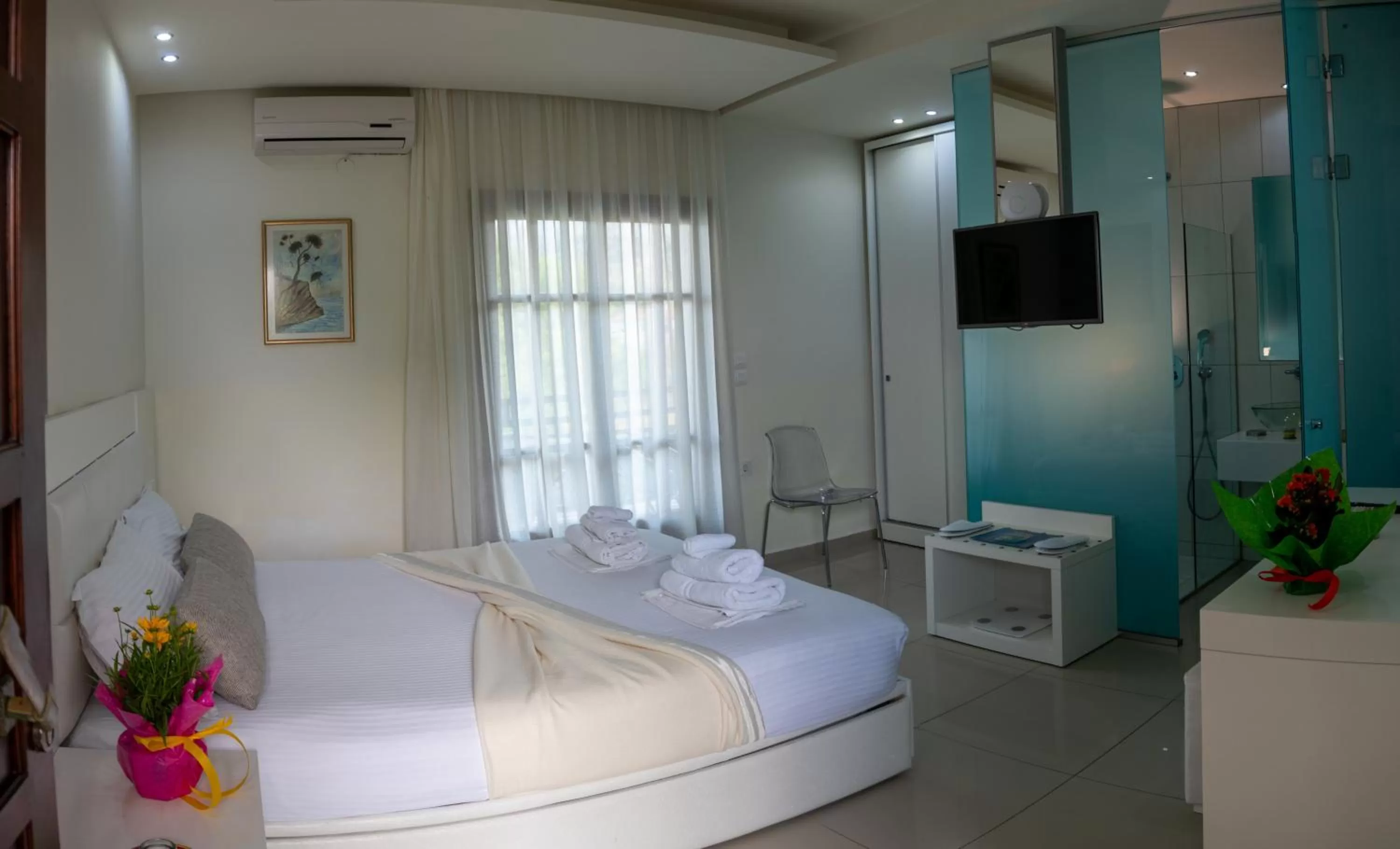 Bedroom, Bed in Macedon