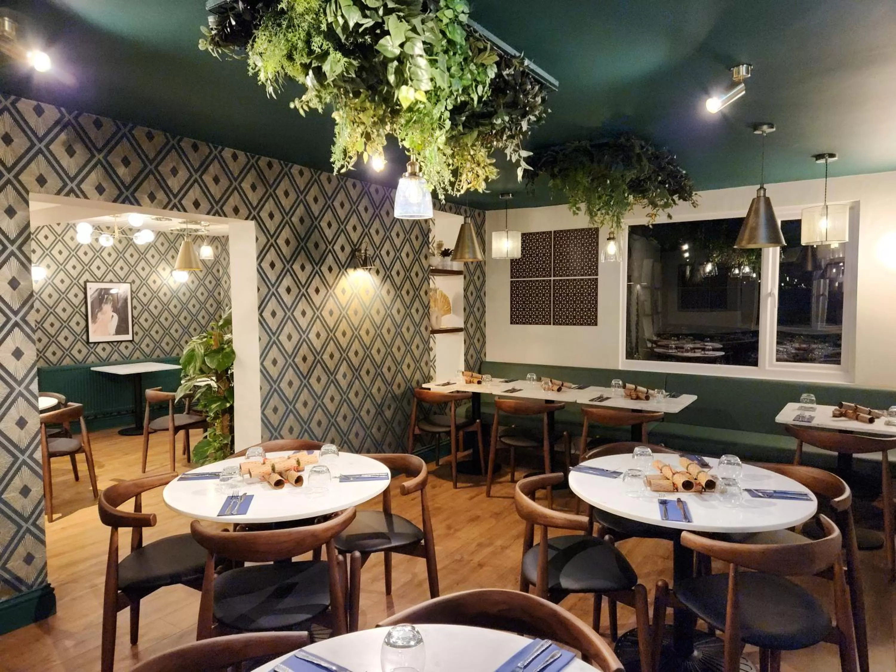 Restaurant/places to eat in The Swan - A Colombo Edition Hotel