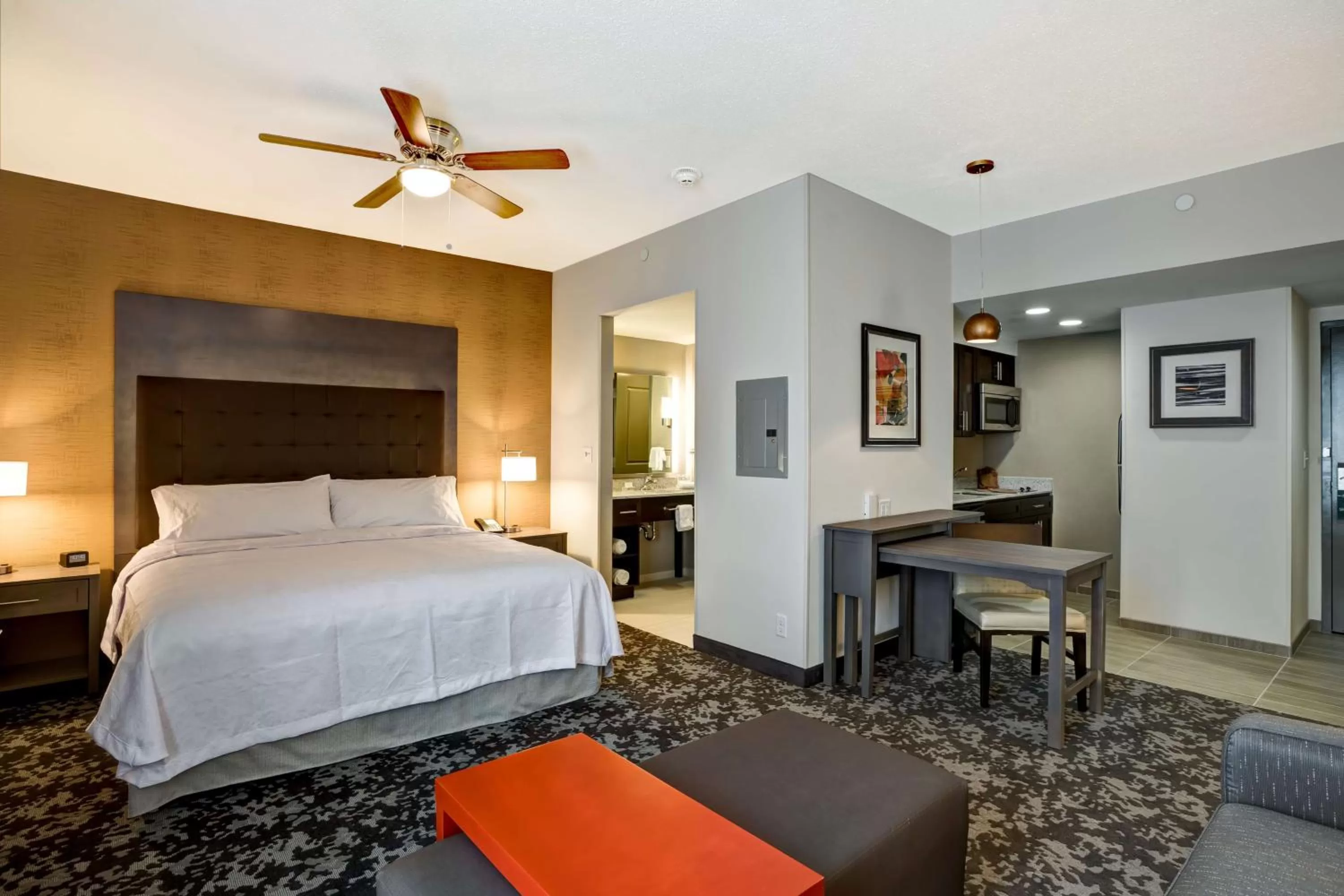 Bed in Homewood Suites by Hilton Christiansburg