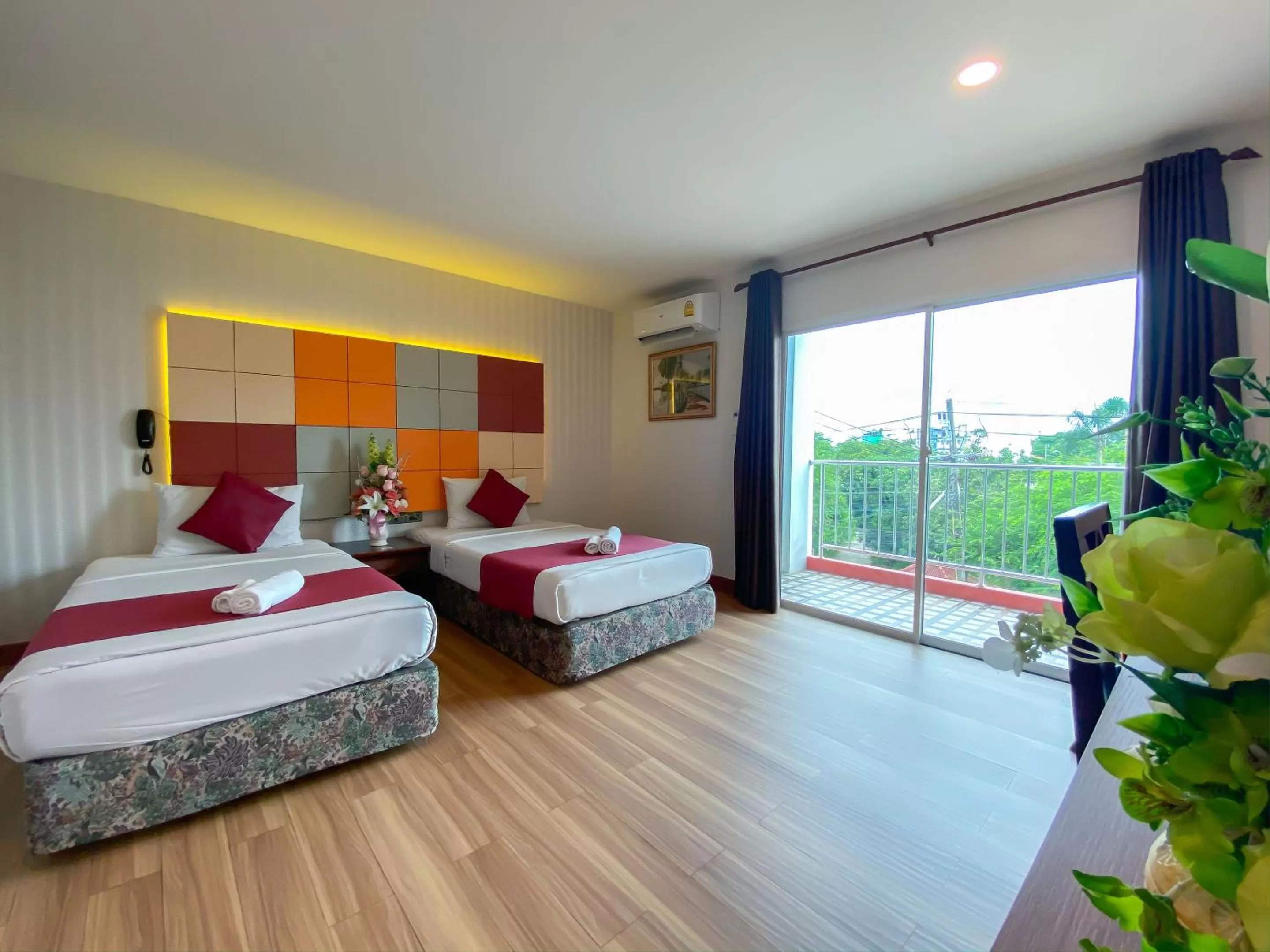 Photo of the whole room, Bed in East Inn 15 Rayong - SHA Certified
