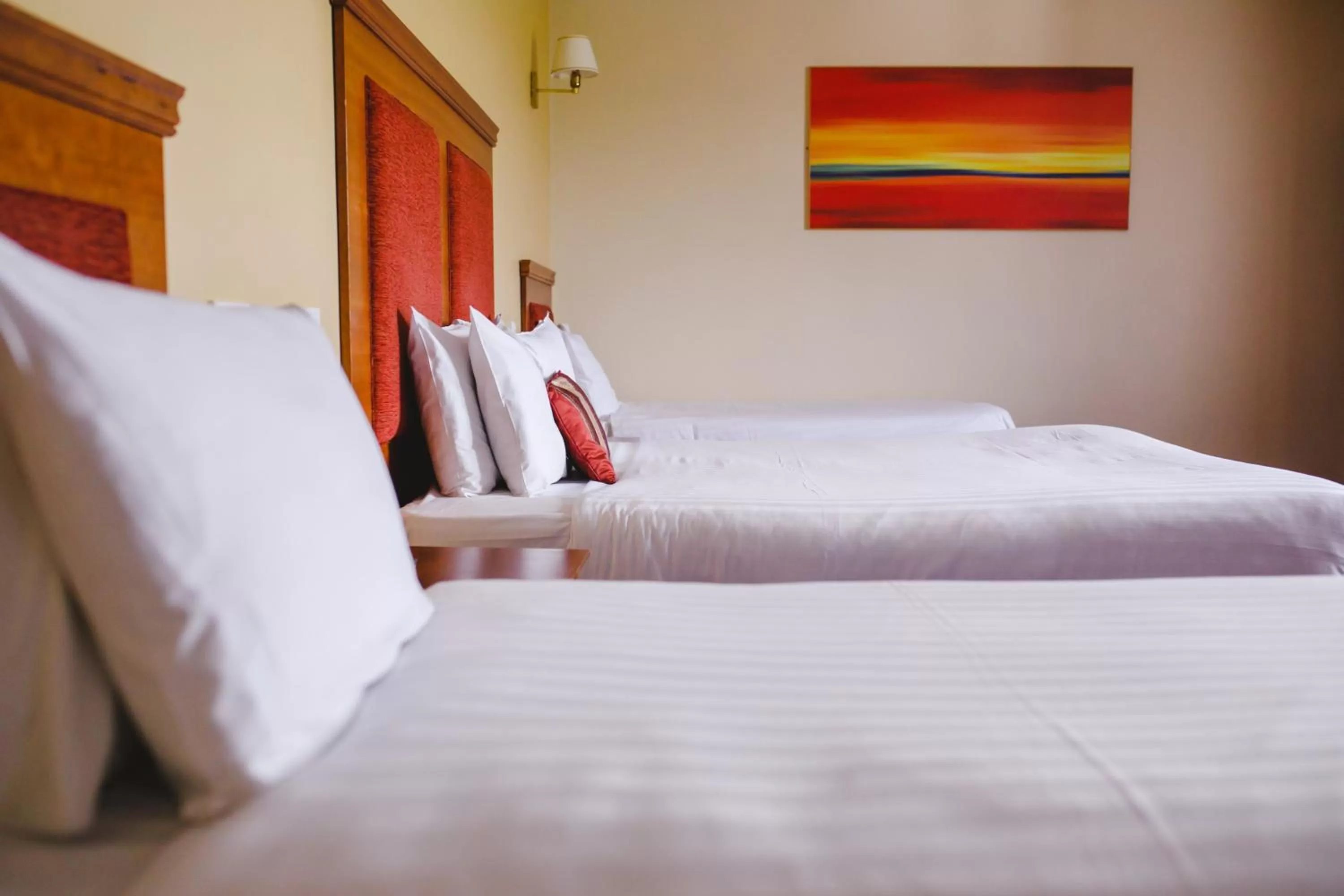 Bedroom, Bed in Inn On The Coast