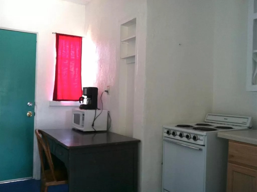 Kitchen/Kitchenette in Pelican Spa