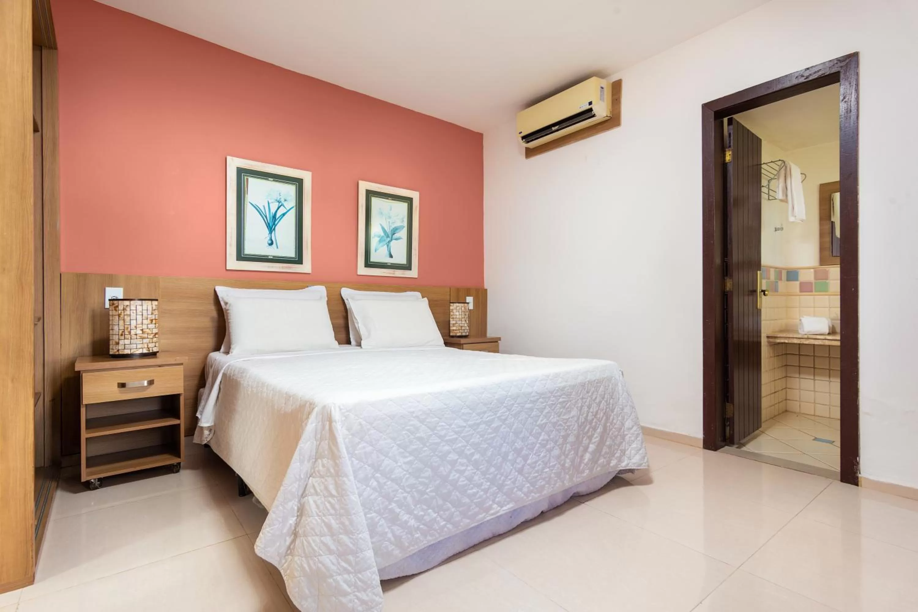 Bed in Costa do Sol Boutique Hotel