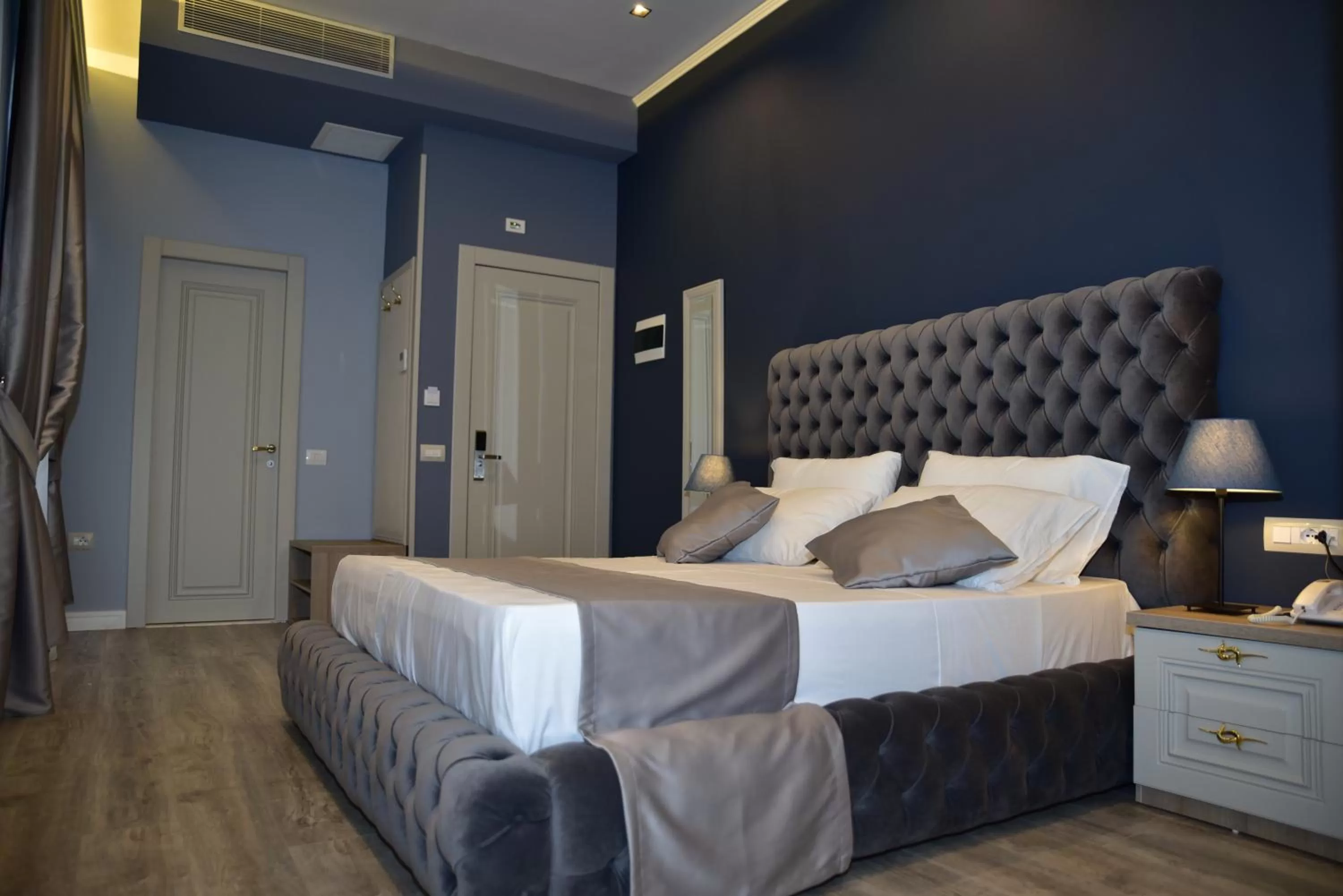 Bed in The King Resort