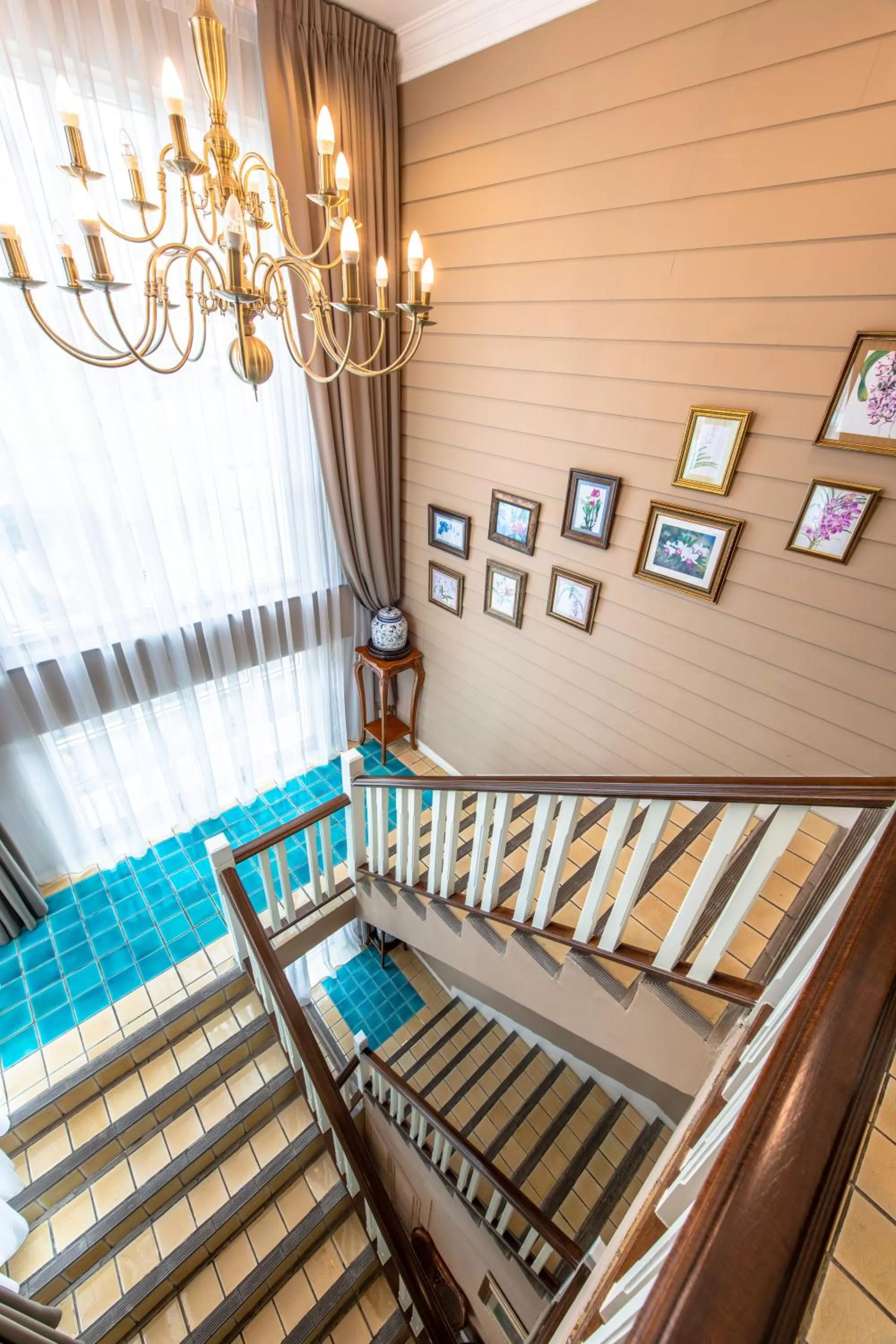 Decorative detail in The Orchid House 153