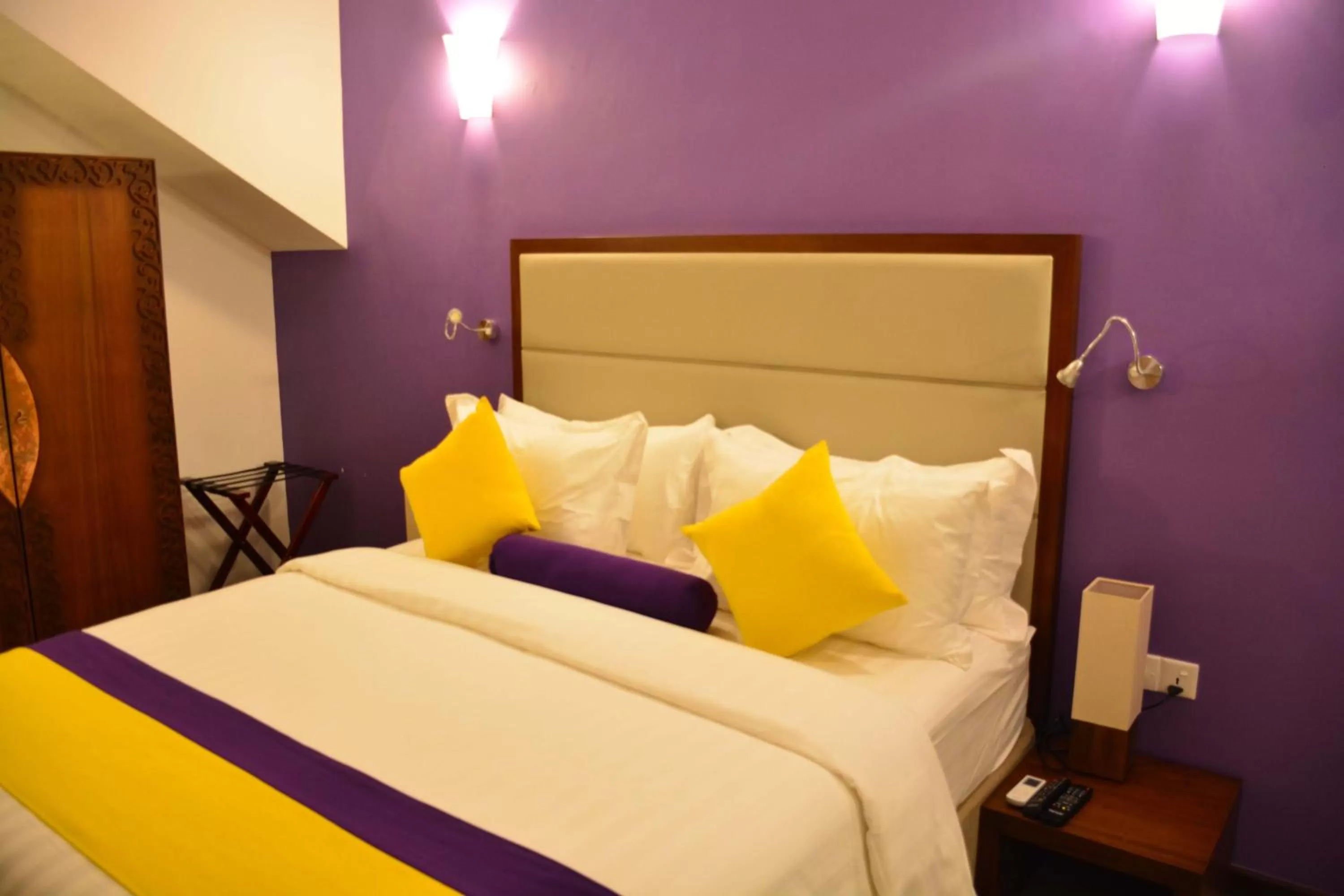 Bed in The Thinnai - All-Suites Boutique Hotel