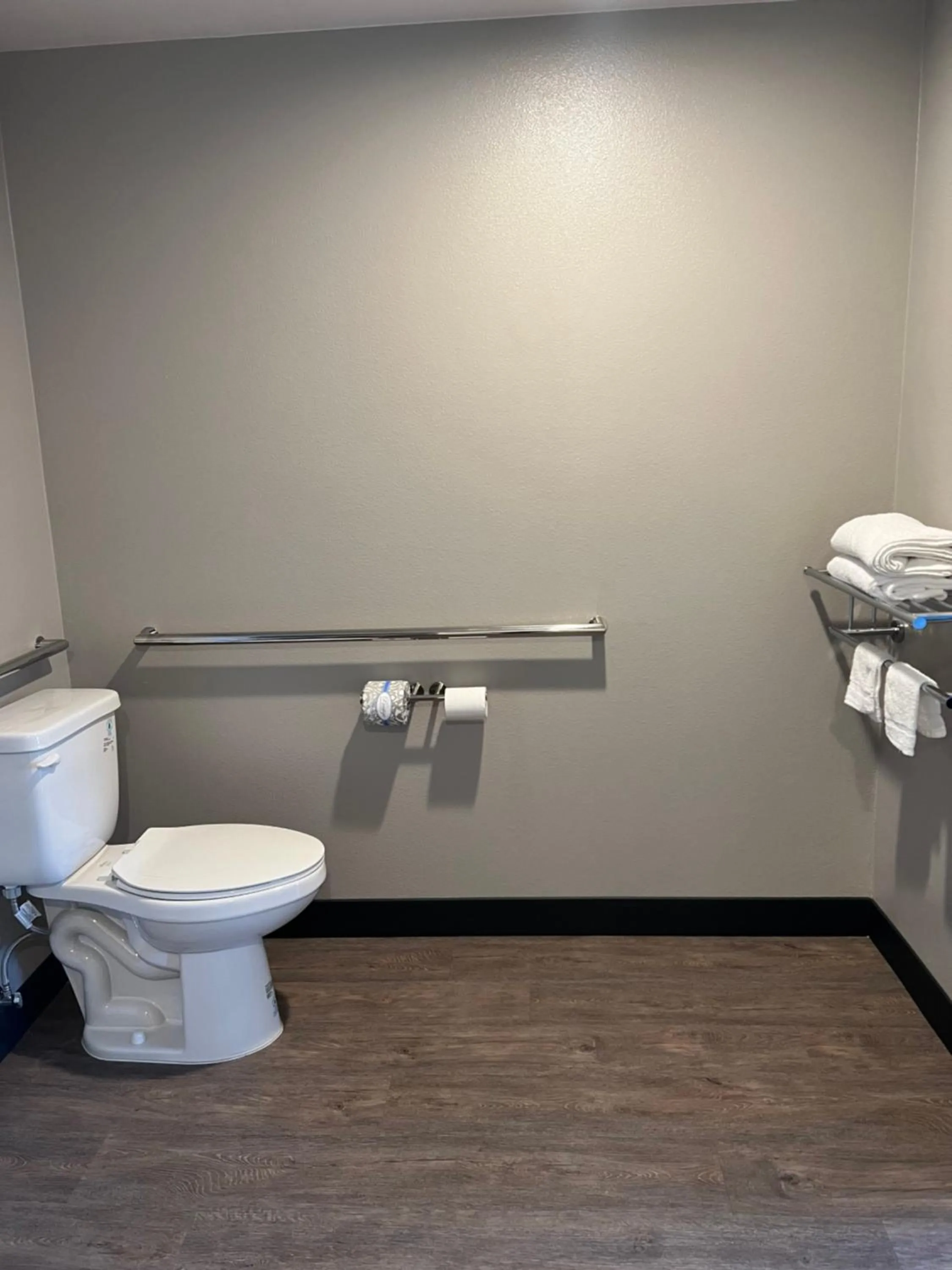 Bathroom in Hotel del SOL