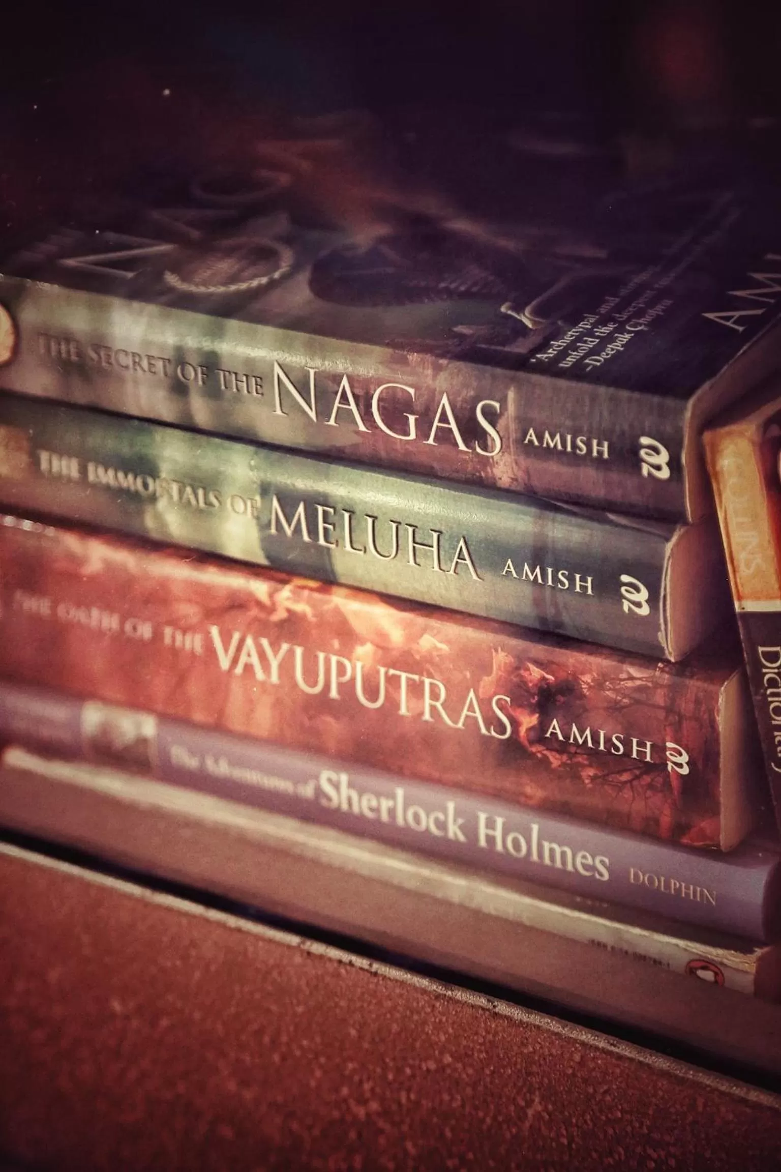 Library in Hotel Rising Star With Garden With Private Parking Near To Mall Road