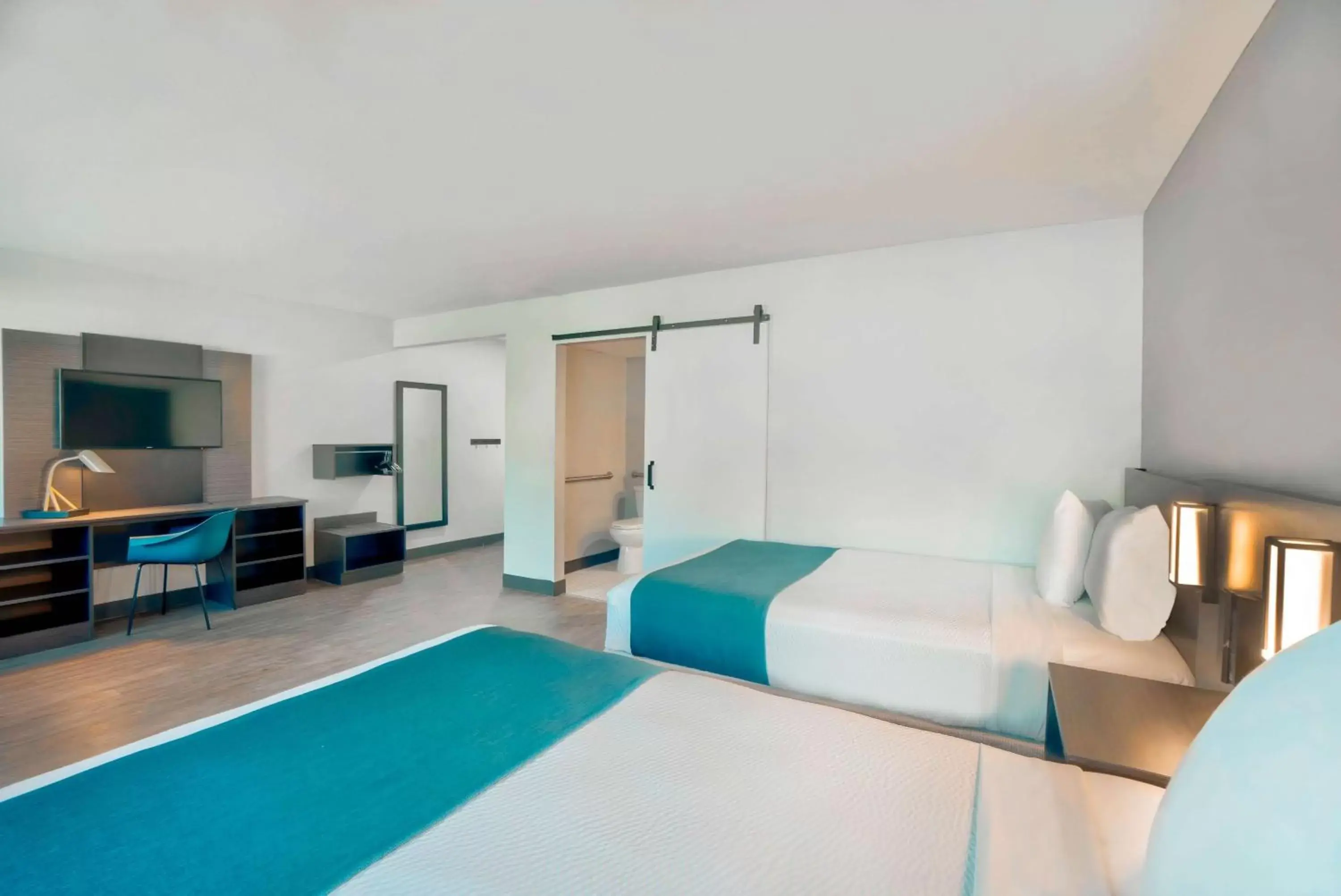 Queen Room with Two Queen Beds - Disability Access - Roll In Shower in Motel 6-Fort Lauderdale, FL Queen Room with Two Queen Beds - Disability Access - Roll In Shower in Motel 6-Fort Lauderdale, FL