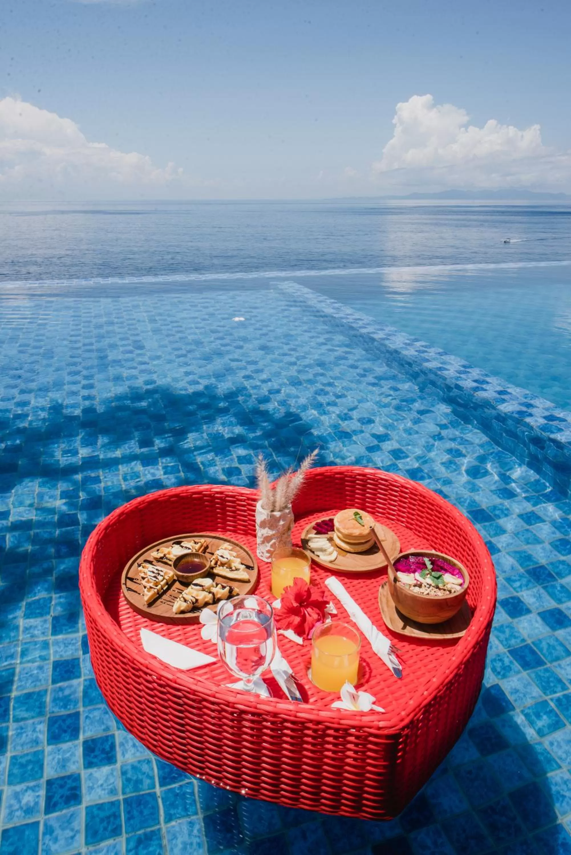 Restaurant/places to eat in The Angkal Resort