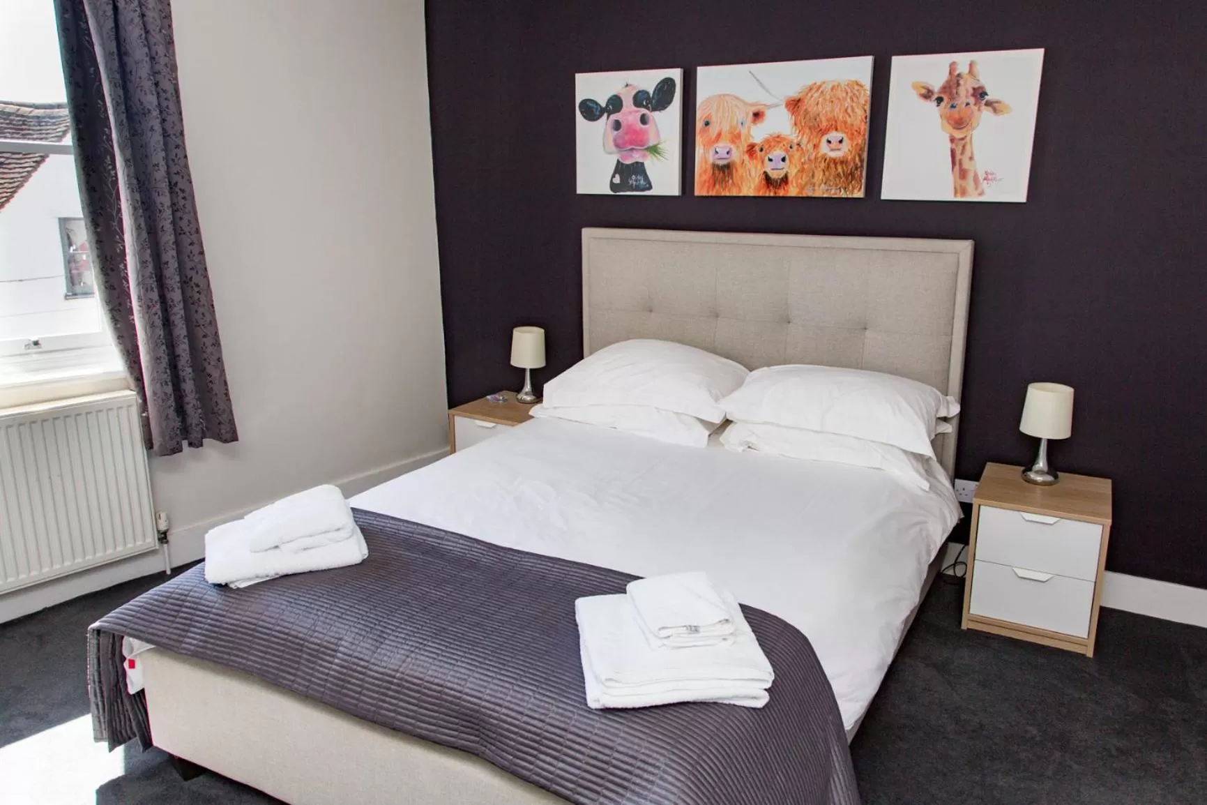 Bed in The Hugo - Hotel Concept Canterbury