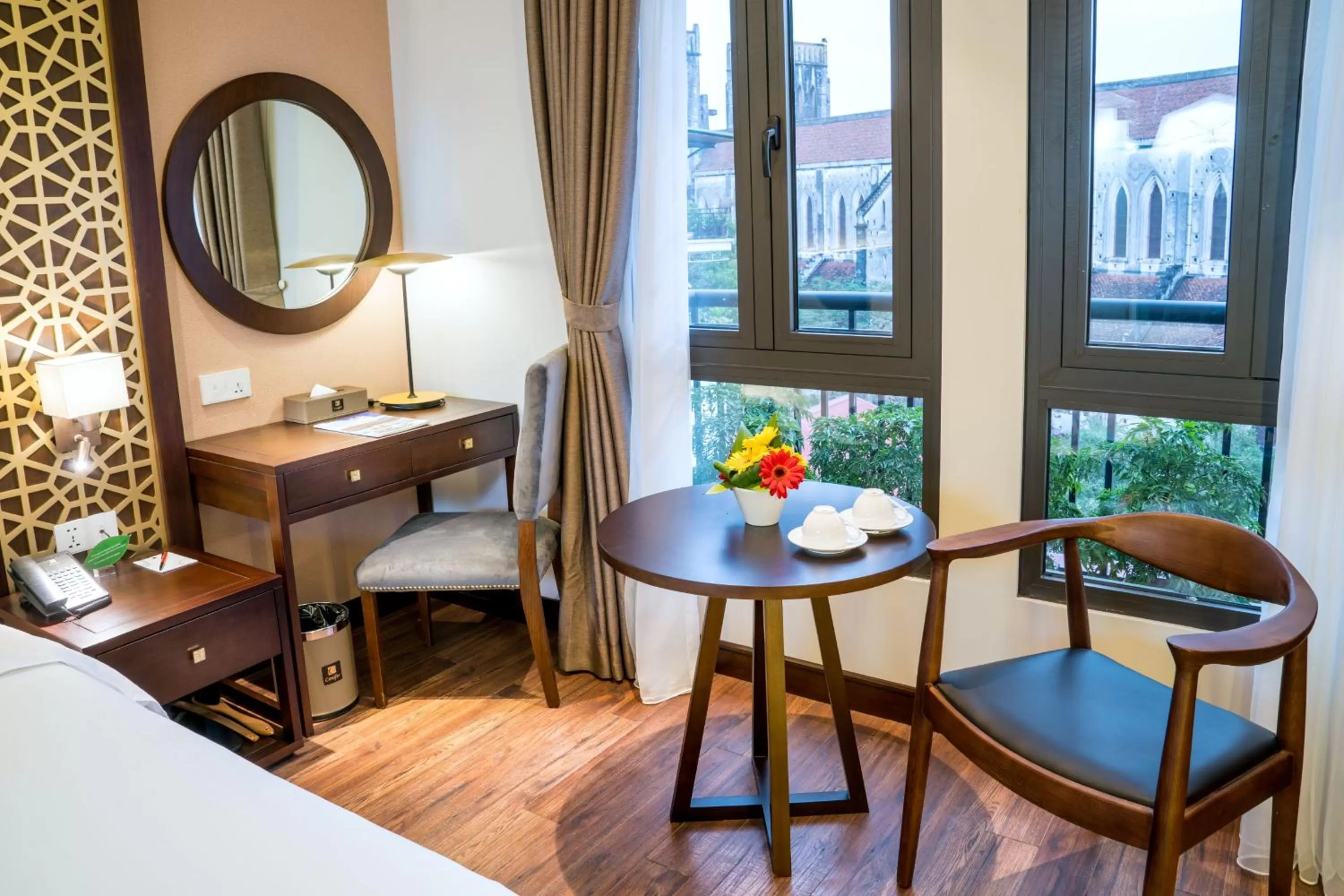 Seating area in Conifer Grand Hotel