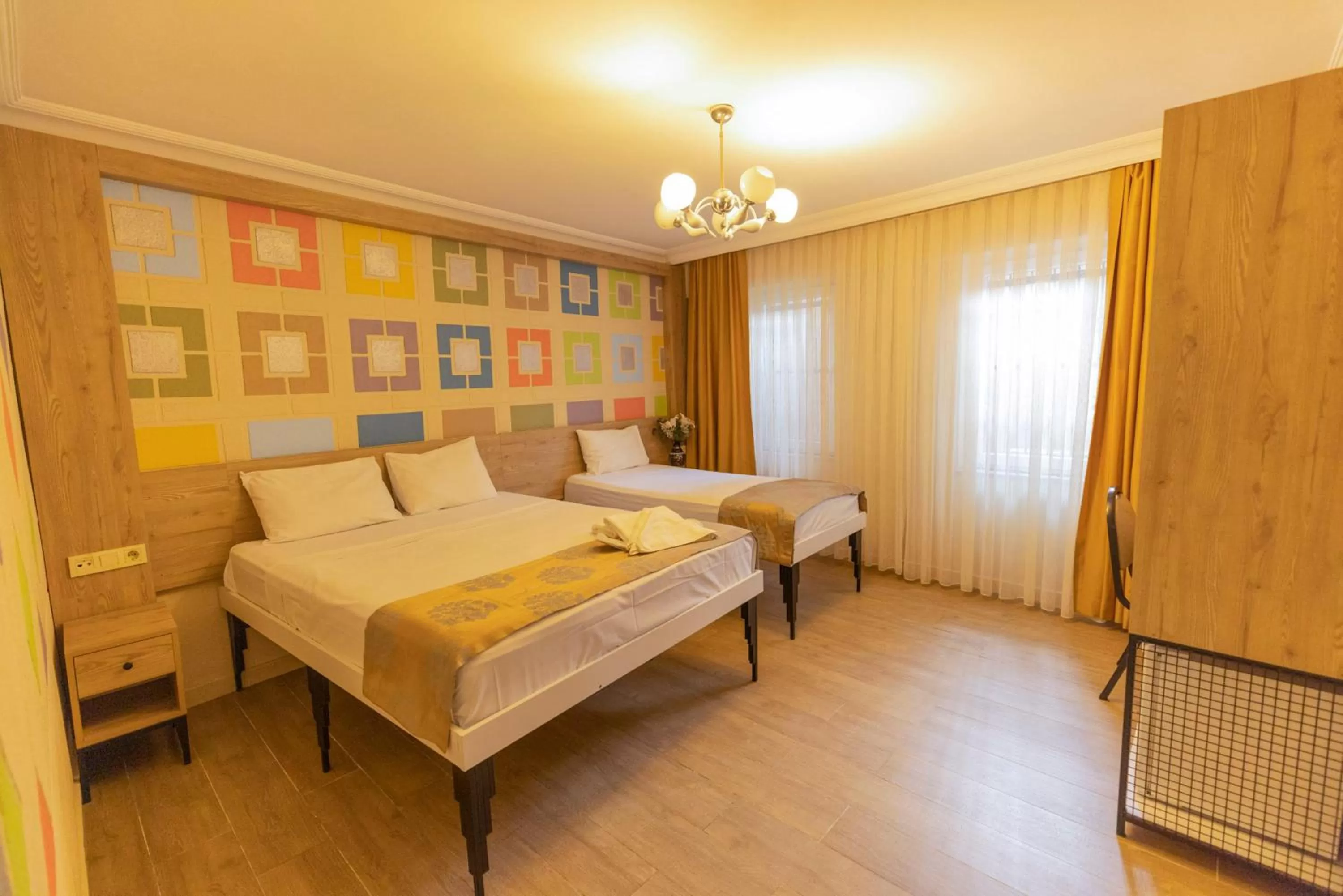 Photo of the whole room, Bed in De Marêe