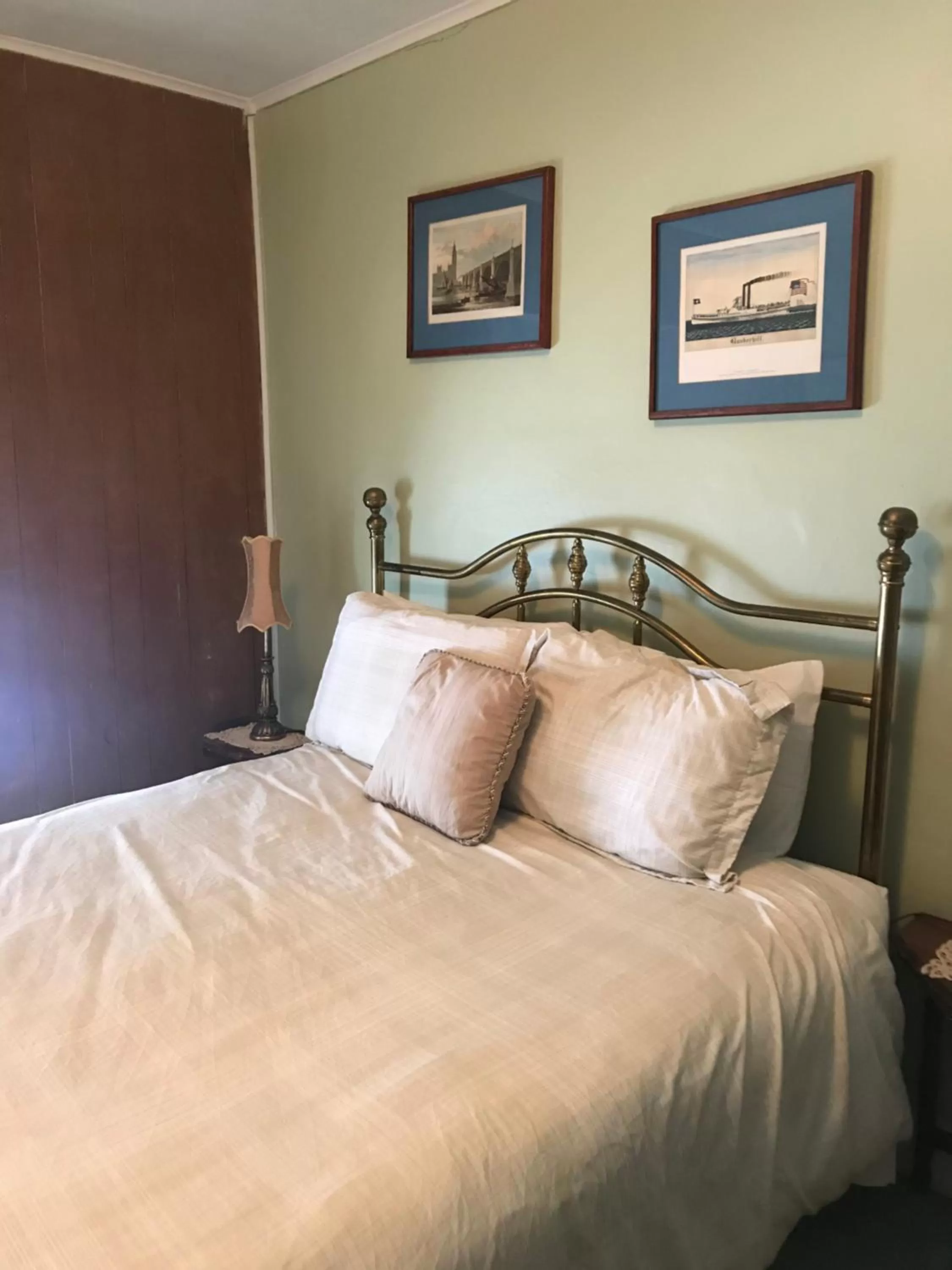 Inn at Starlight Lake & Restaurant