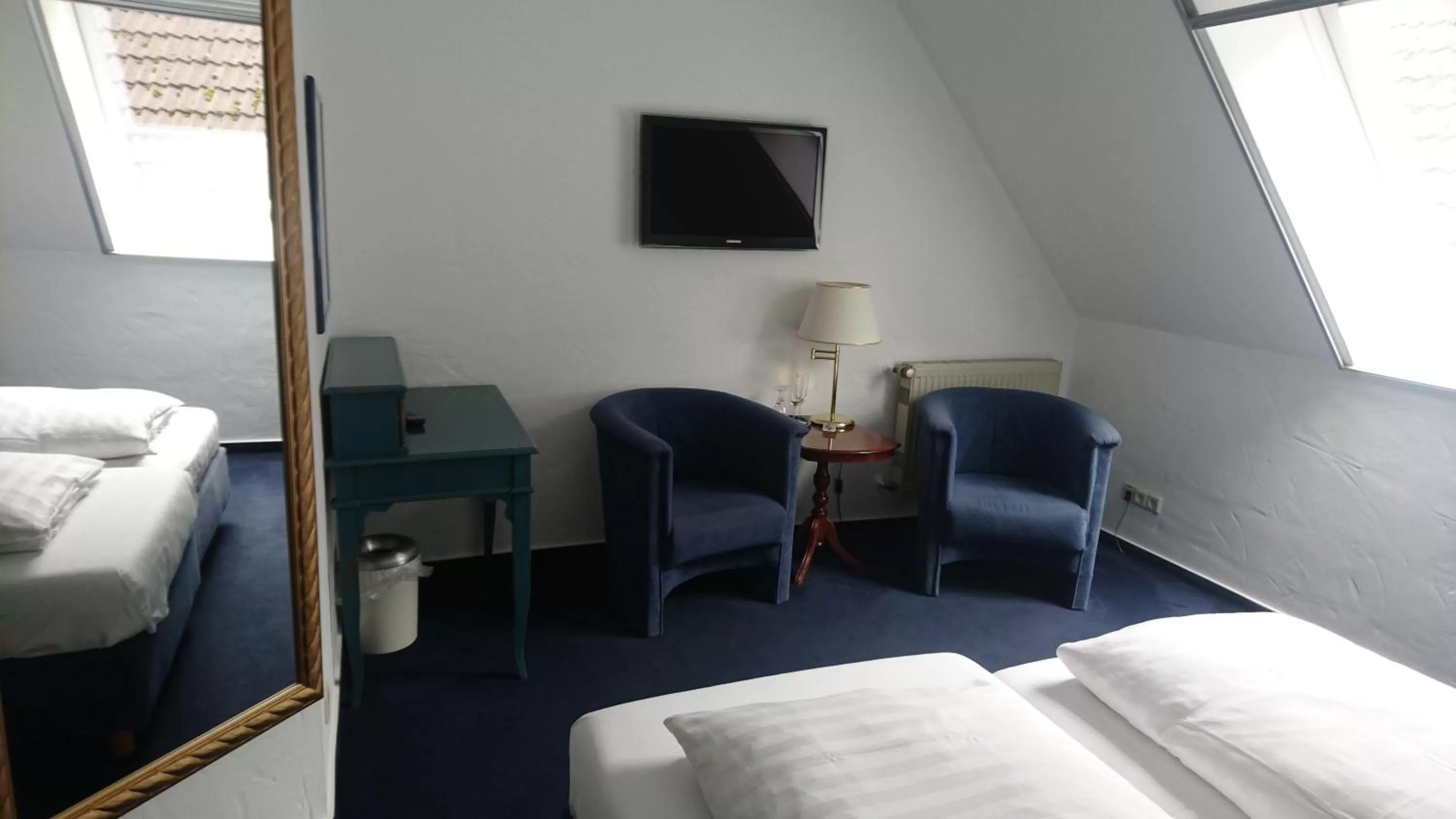 Photo of the whole room in Waldhaus an de Miälkwellen