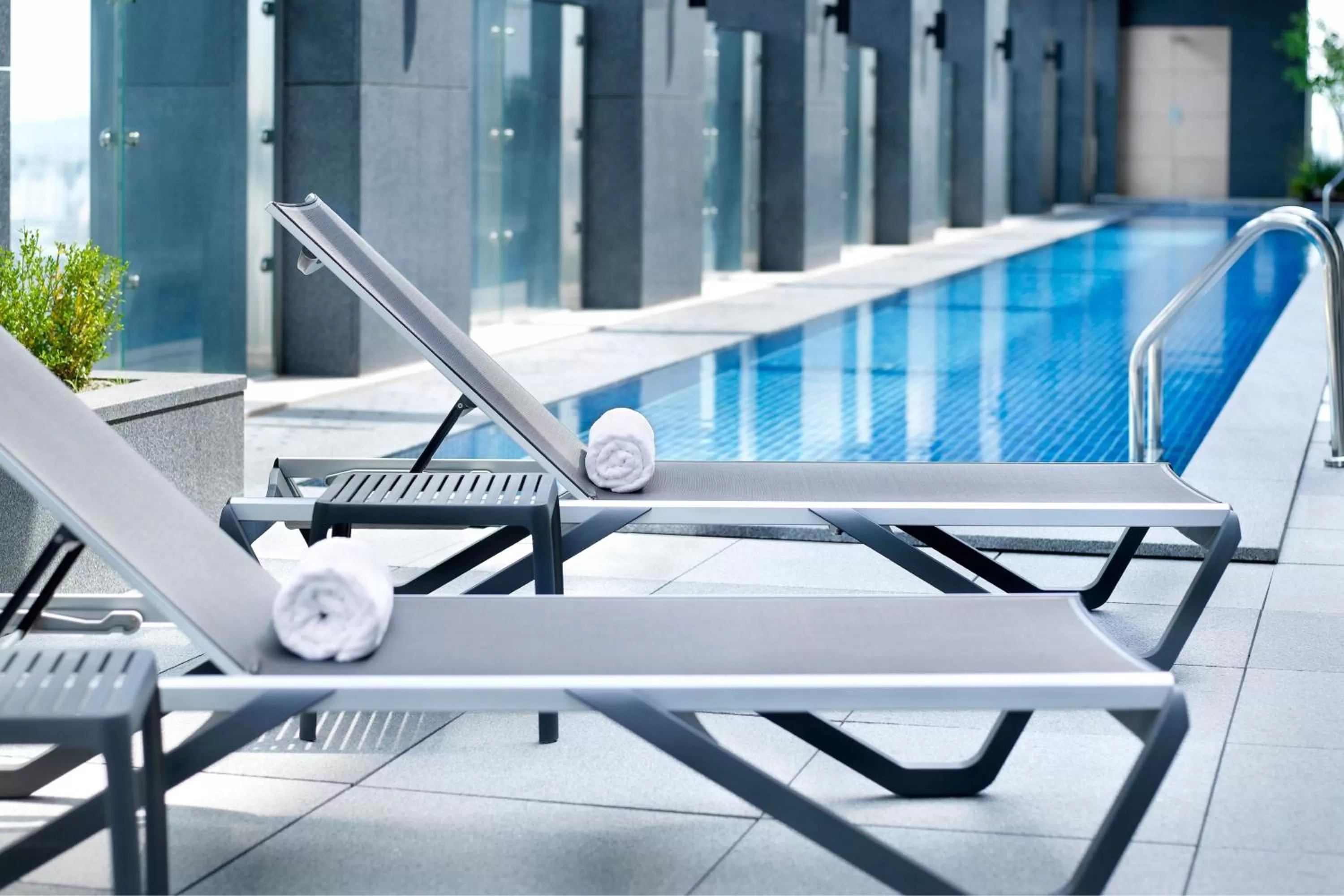 Swimming pool in Four Points by Sheraton Suwon