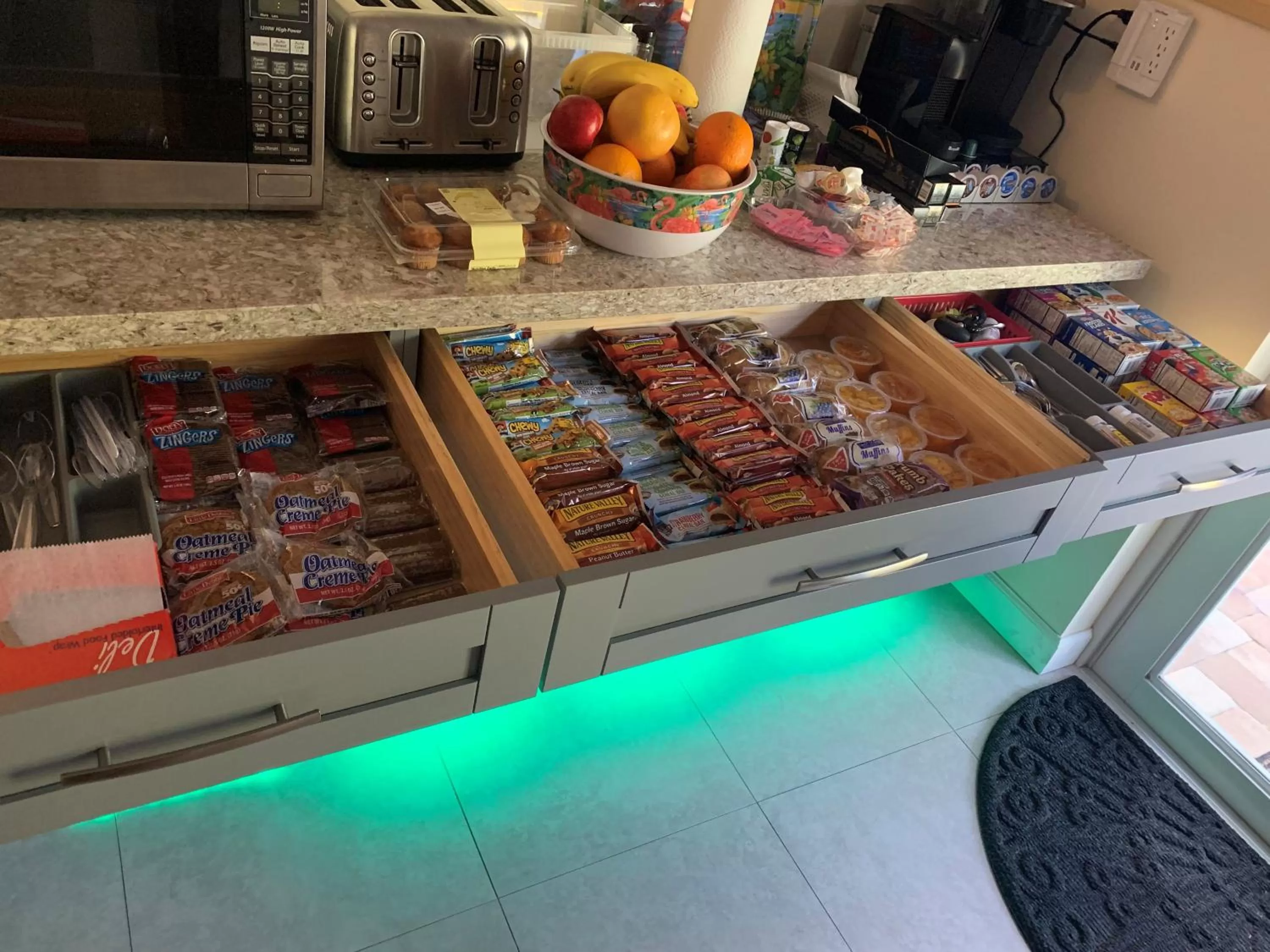 Food in Fantasy Island Inn, Caters to Men