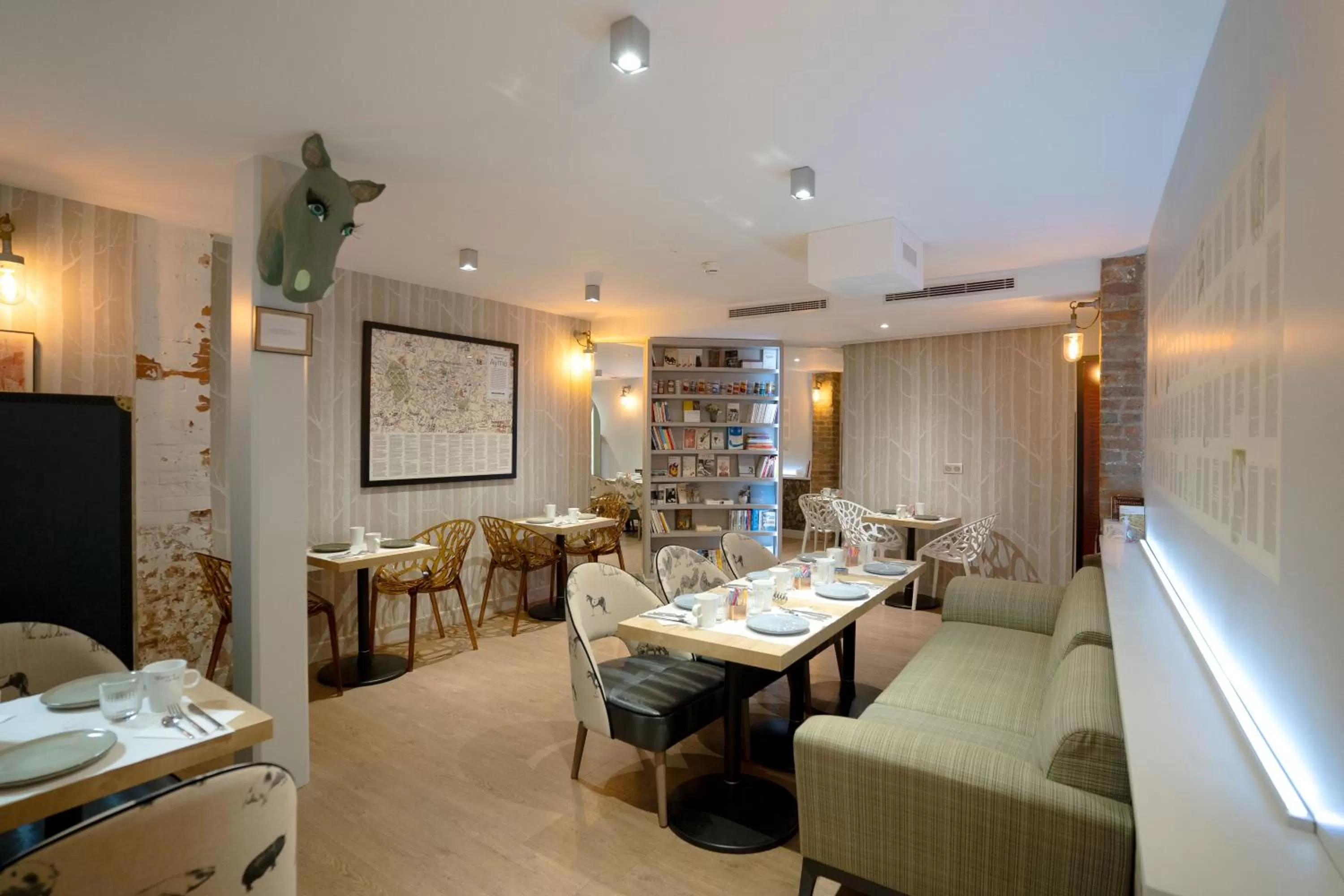 Breakfast in Hotel Litteraire Marcel Ayme, BW Premier Collection