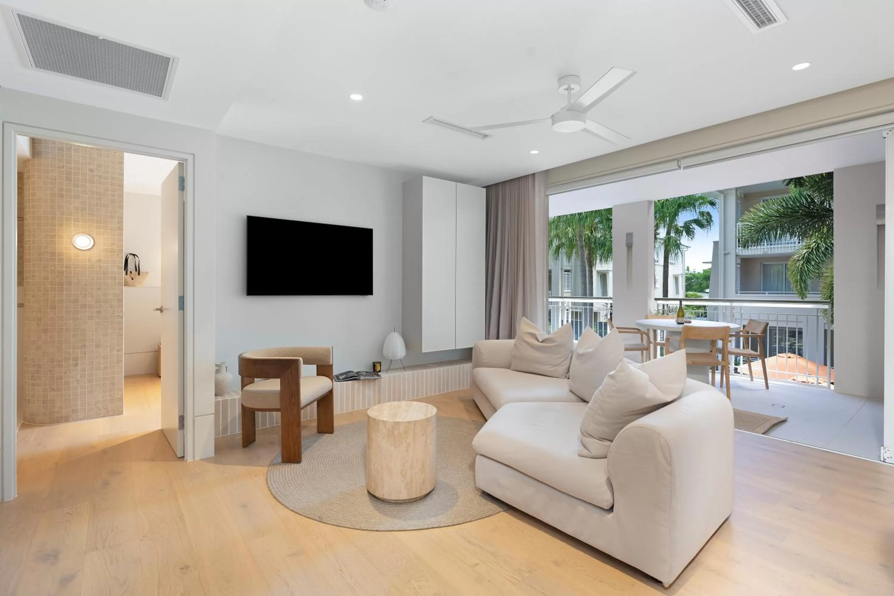 Living room in Laguna on Hastings