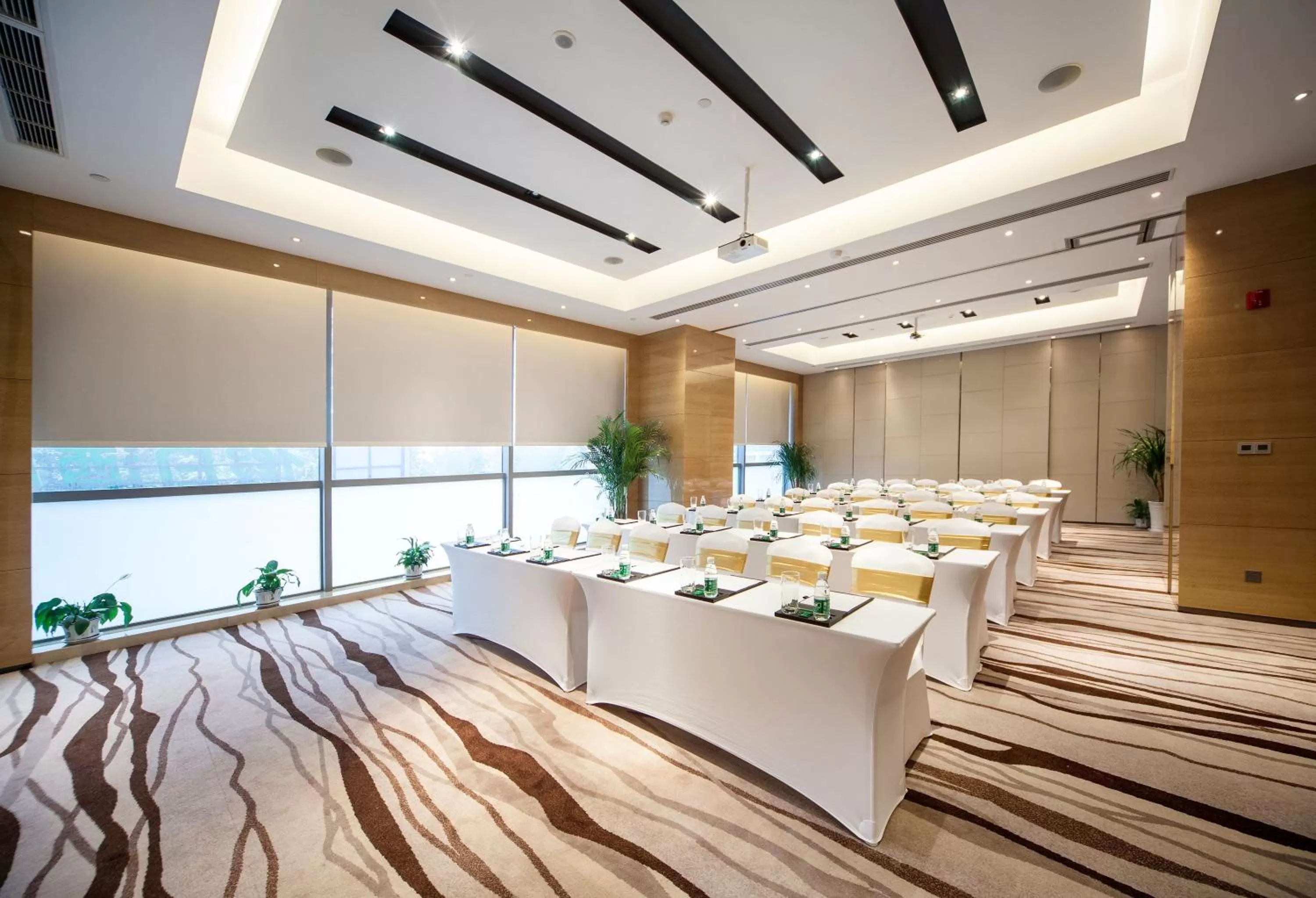 Meeting/conference room in Holiday Inn Chengdu Oriental Plaza