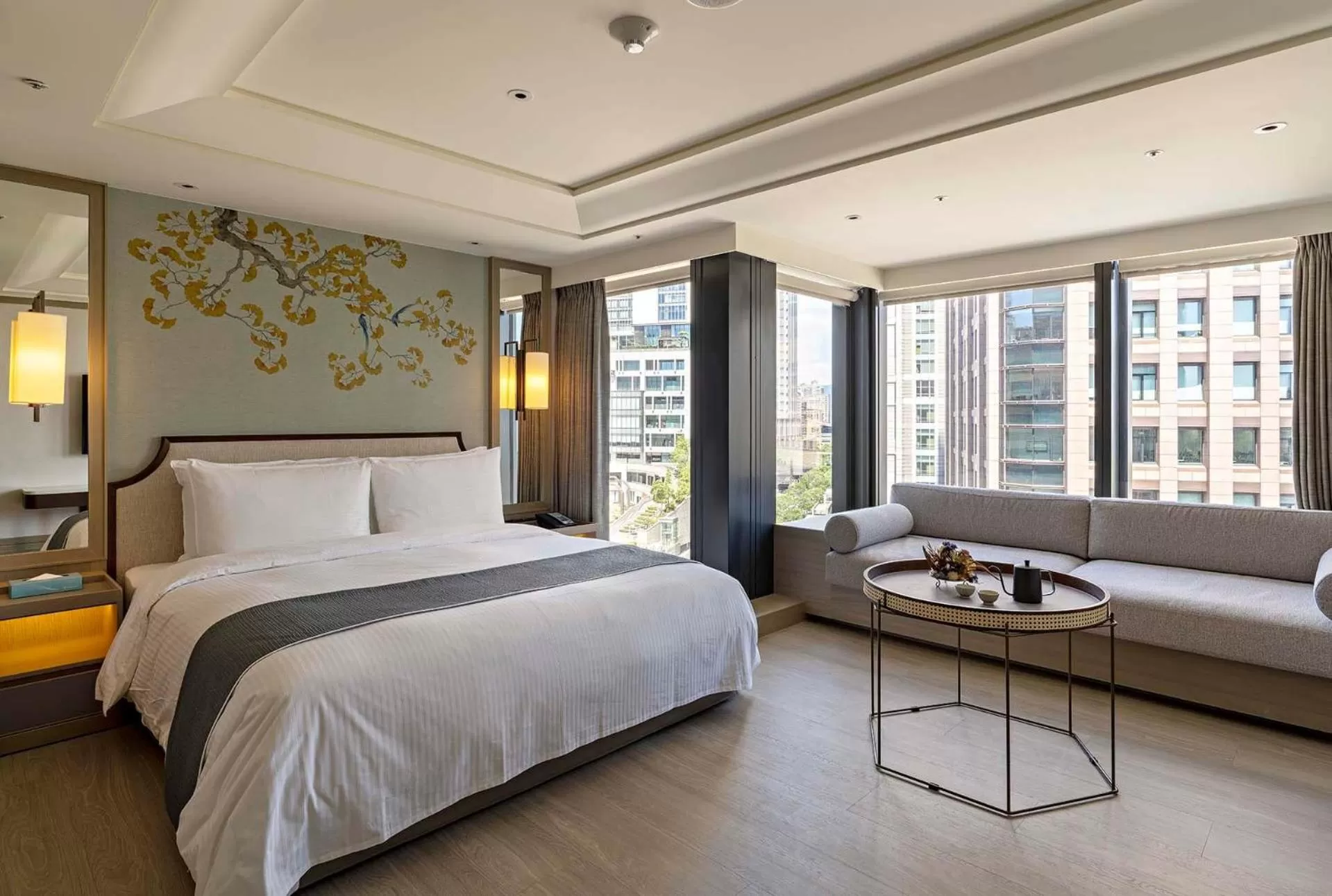 Superior King Room in Hanns House