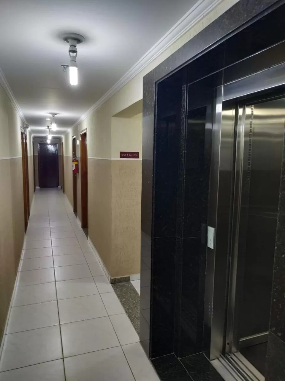 Bathroom in Hollywood Palace Hotel