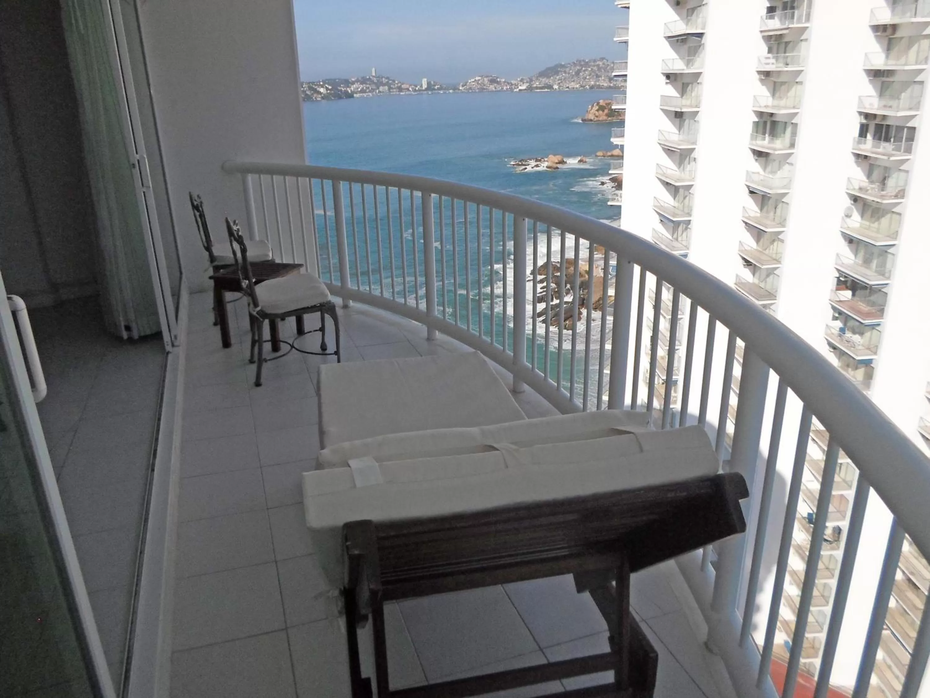 Balcony/Terrace in Calinda Beach Acapulco