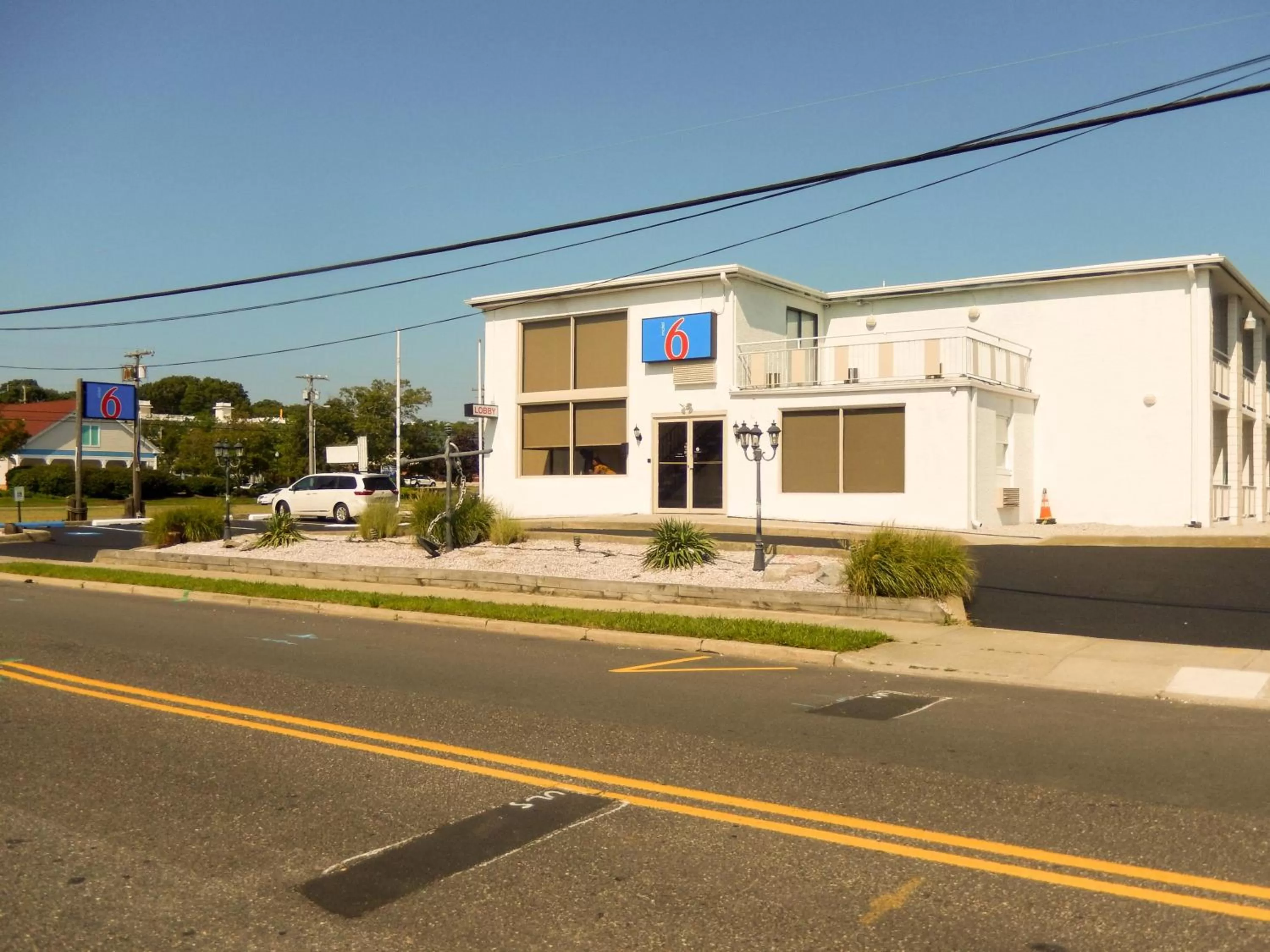 Facade/entrance in Motel 6-Somers Point, NJ - Ocean City - Wild Wood Beach