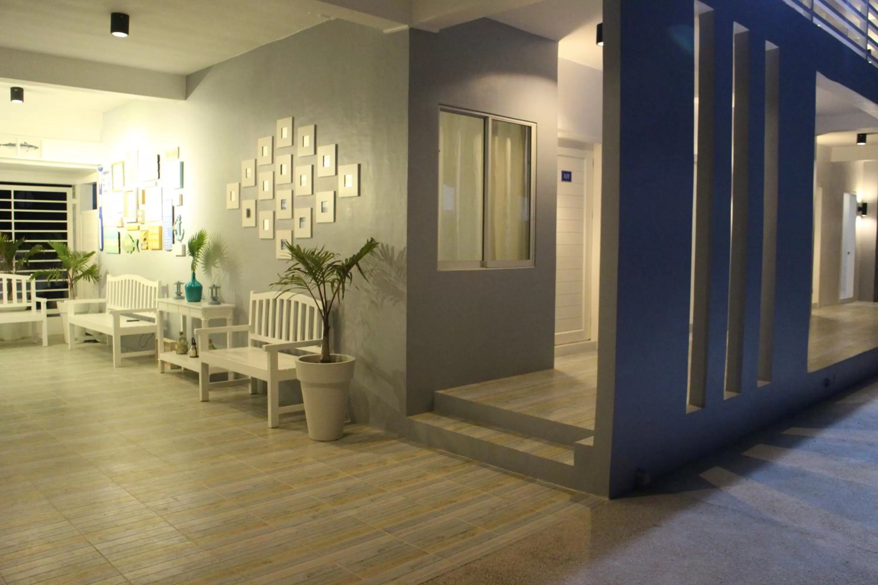 Lobby or reception in Down South 118 Beach Resort