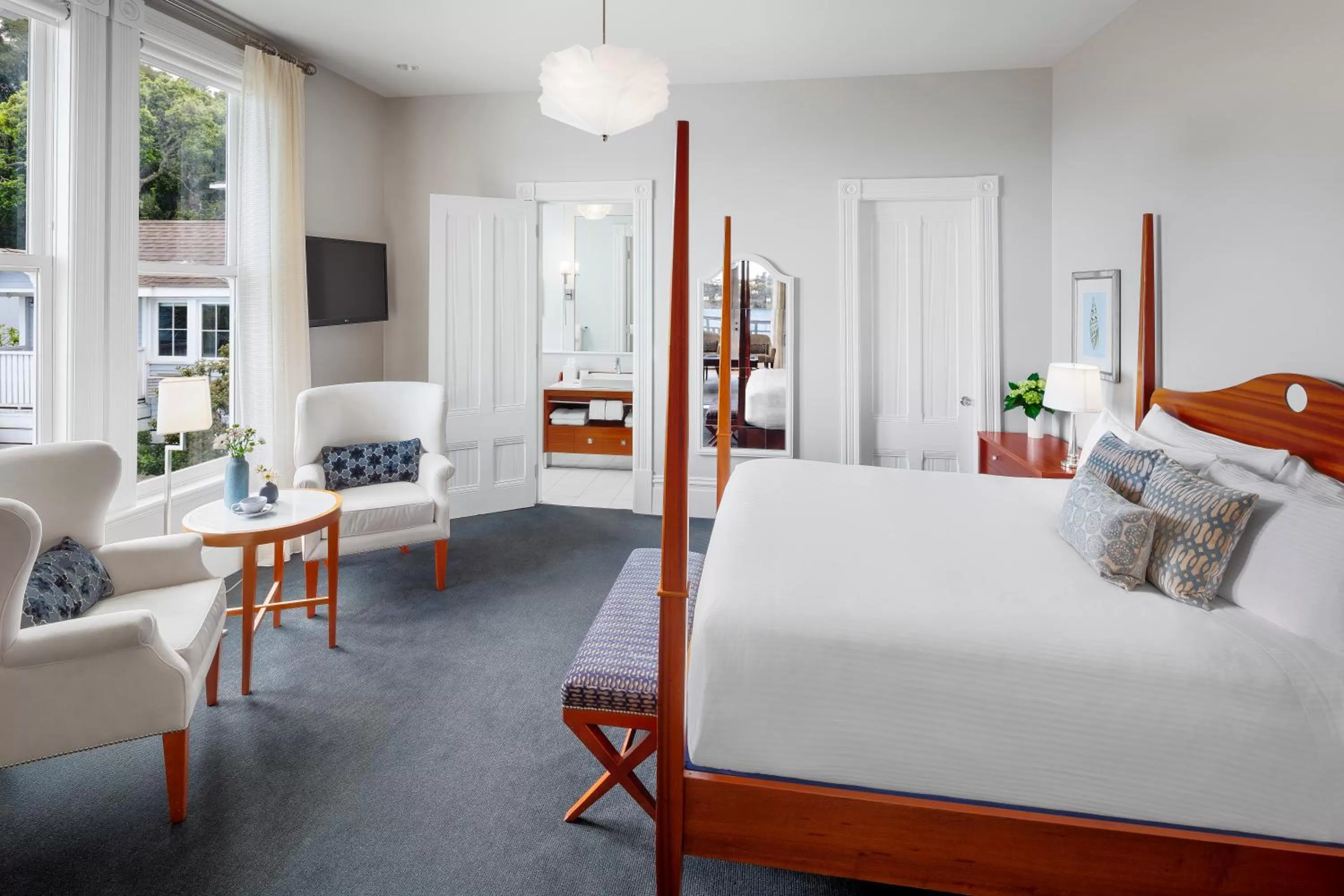 Bed in Casa Madrona Hotel and Spa