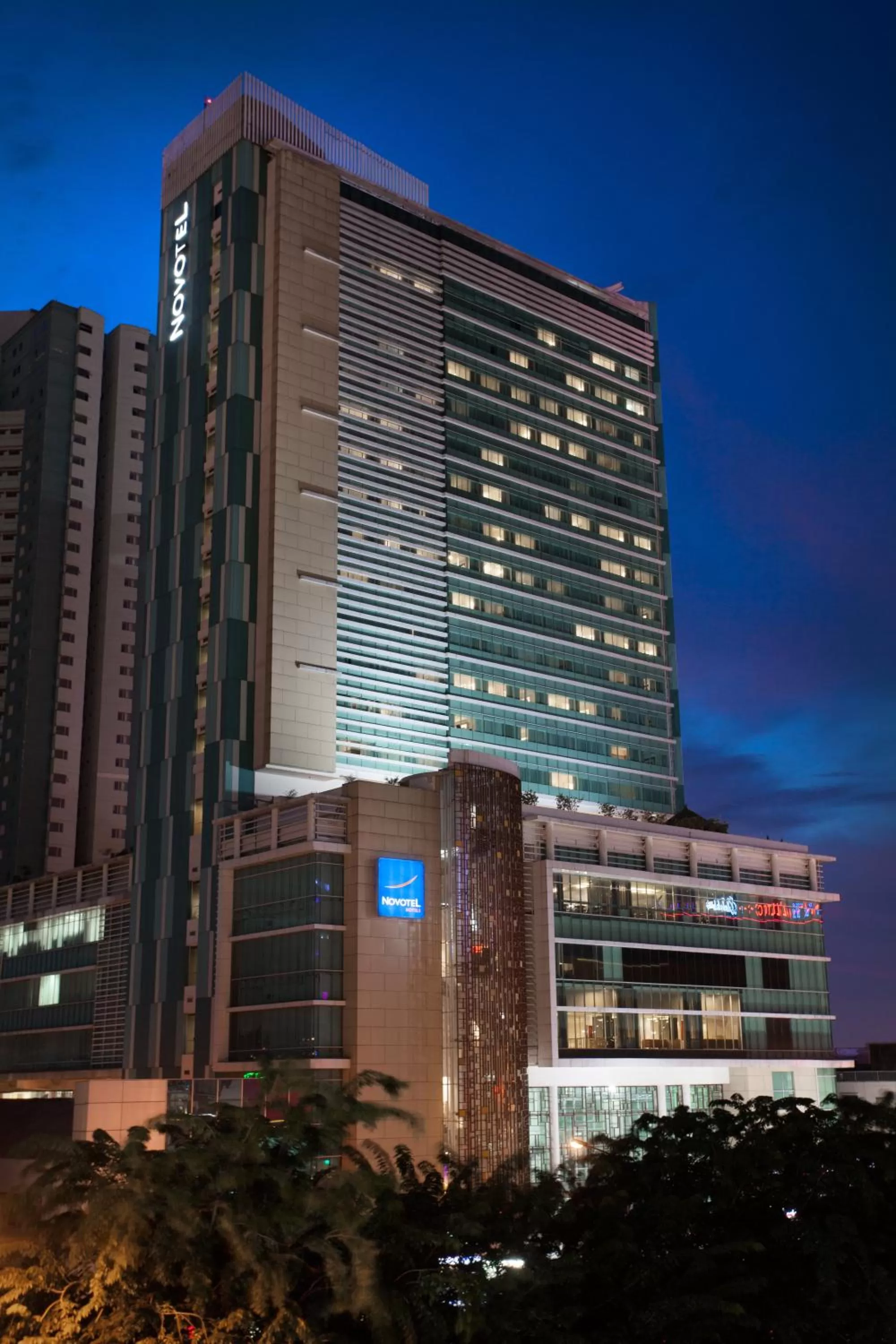 Night in Novotel Jakarta Gajah Mada