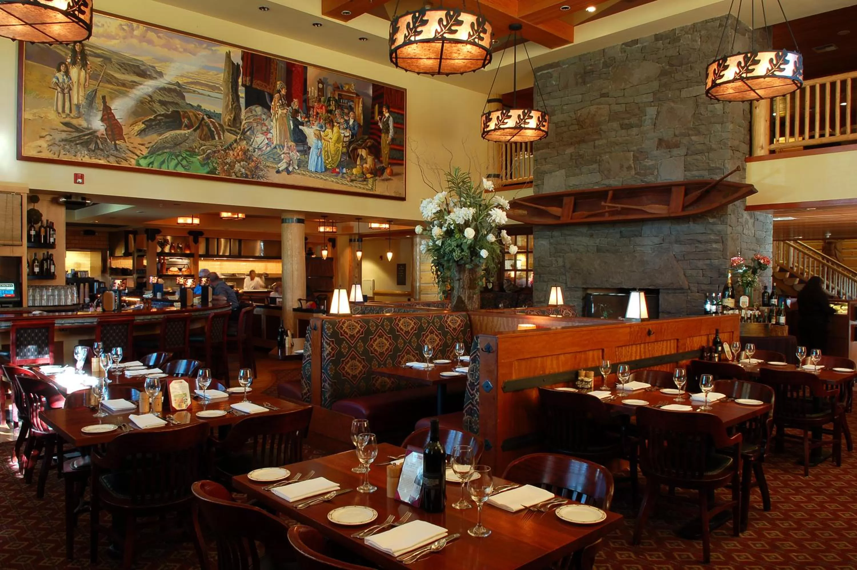 Restaurant/places to eat in Heathman Lodge
