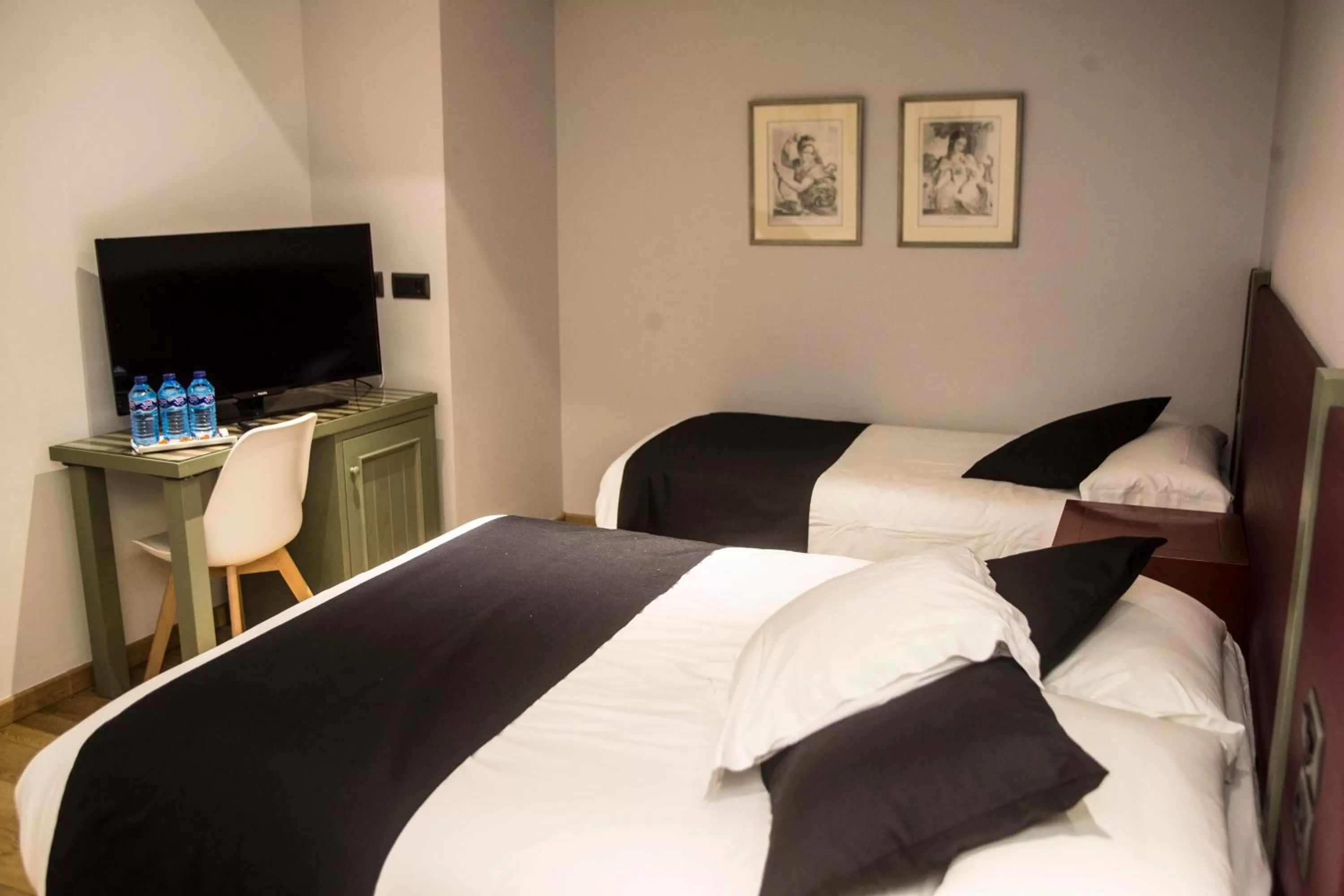 Photo of the whole room, Bed in Boutique Hotel Castilla