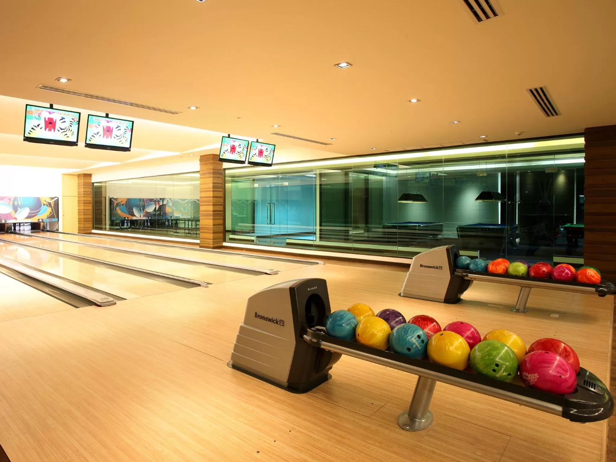 Bowling in Graceland Khaolak Beachfront Resort