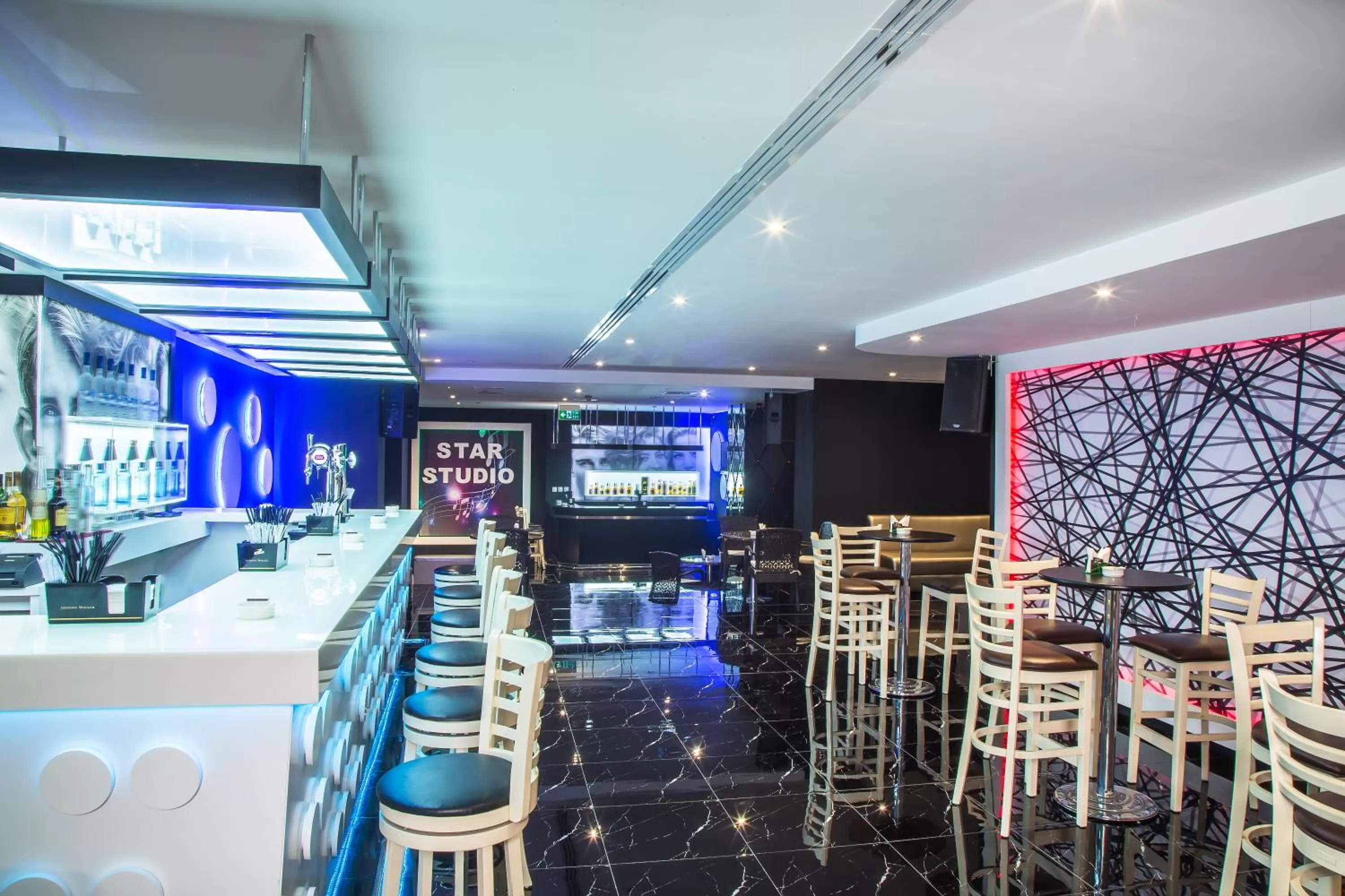 Restaurant/Places to Eat in Grand Excelsior Hotel Deira