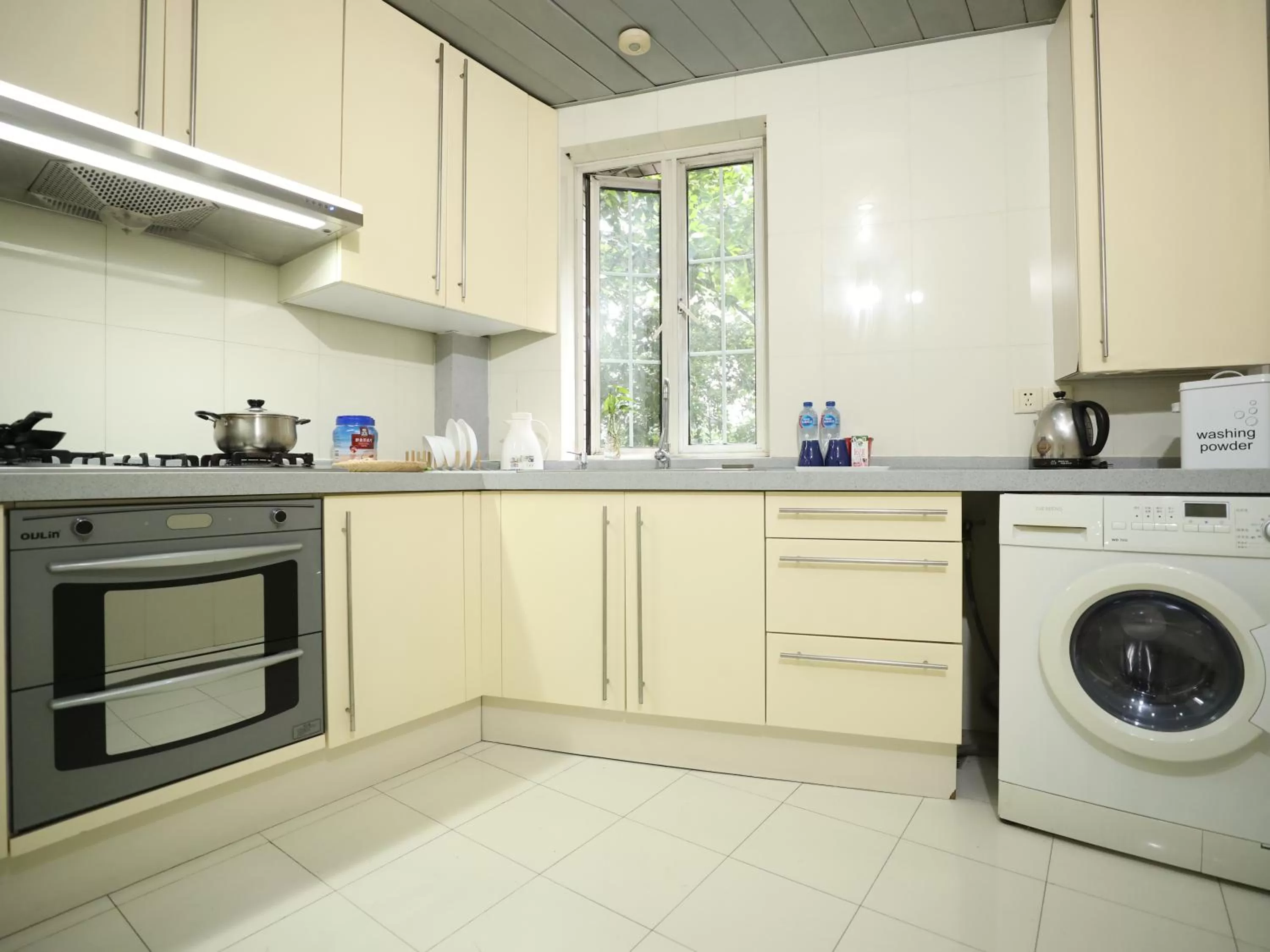 Ladoll Service Apartments