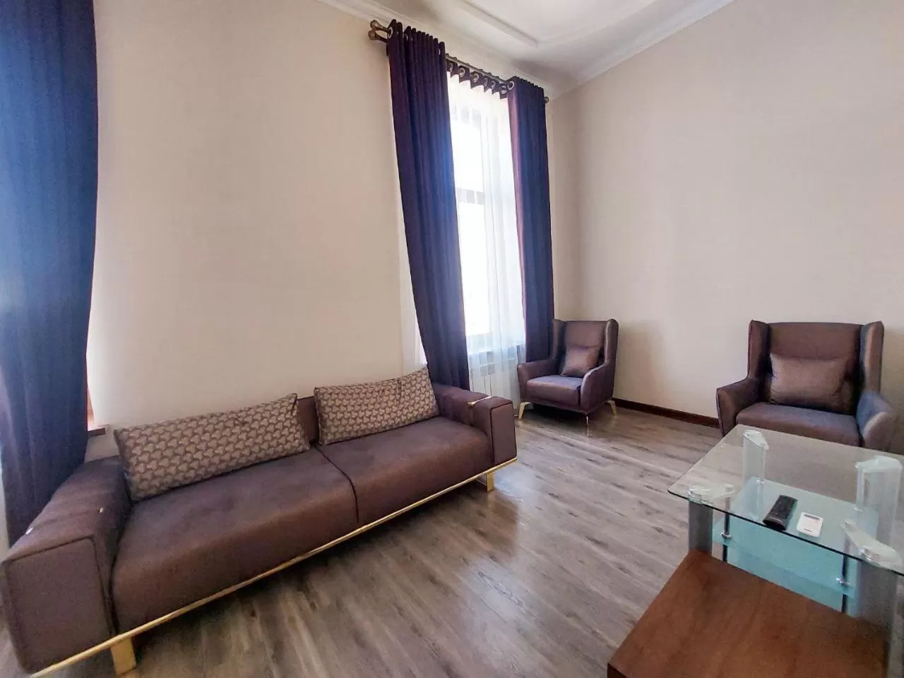 Seating area in Samarabonu Hotel