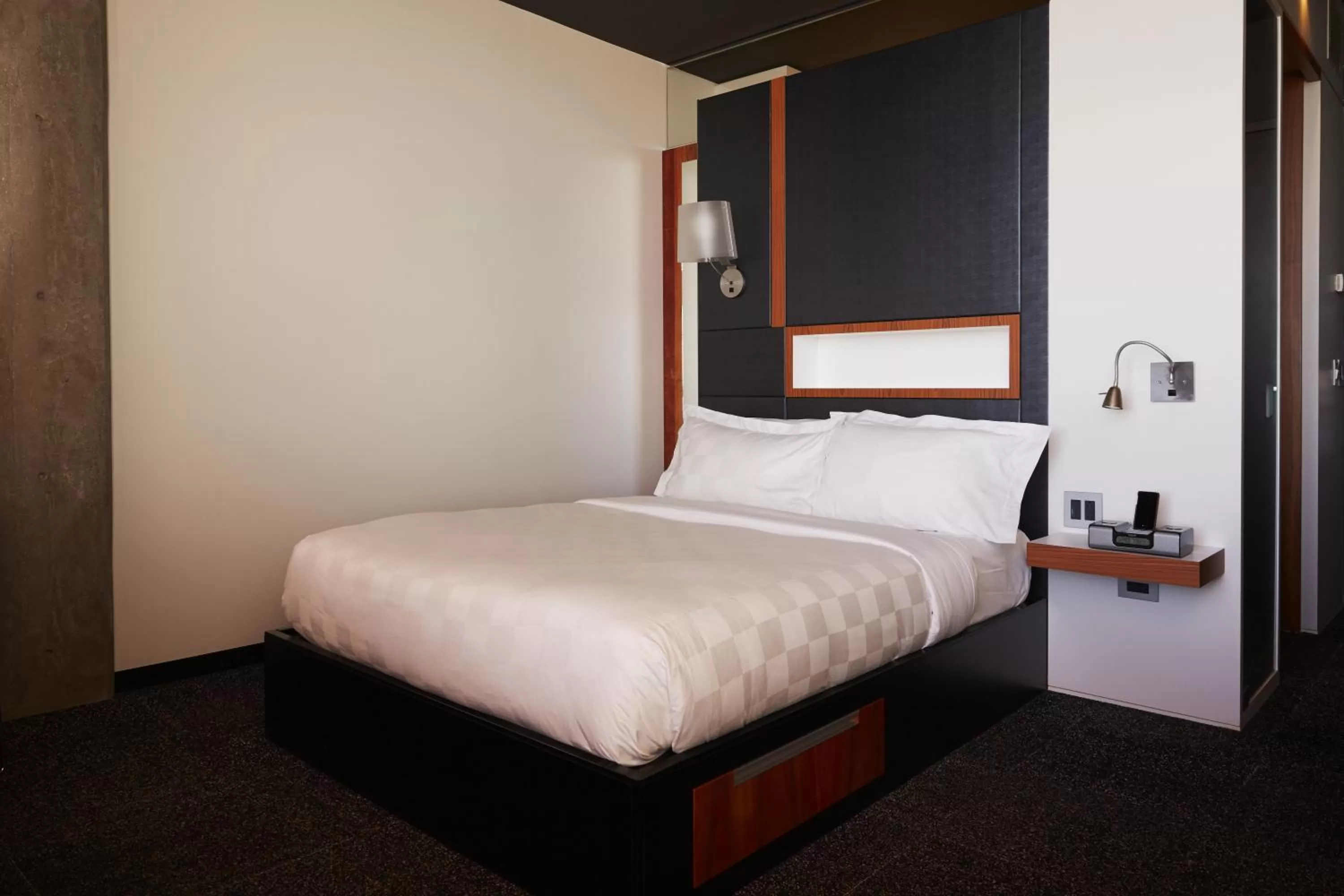 Photo of the whole room, Bed in Hôtel Alt Quartier DIX30