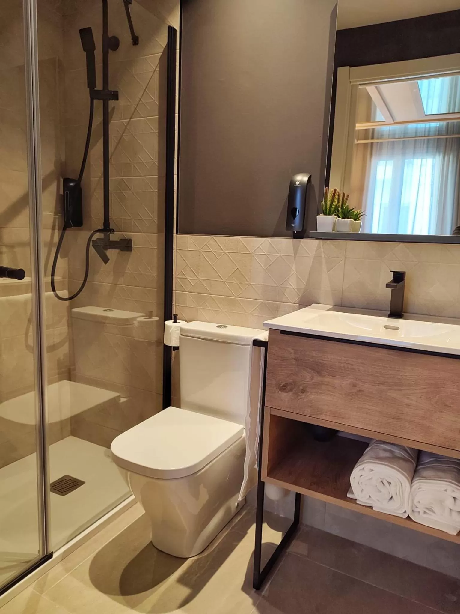 Shower in Les Cases del Mar