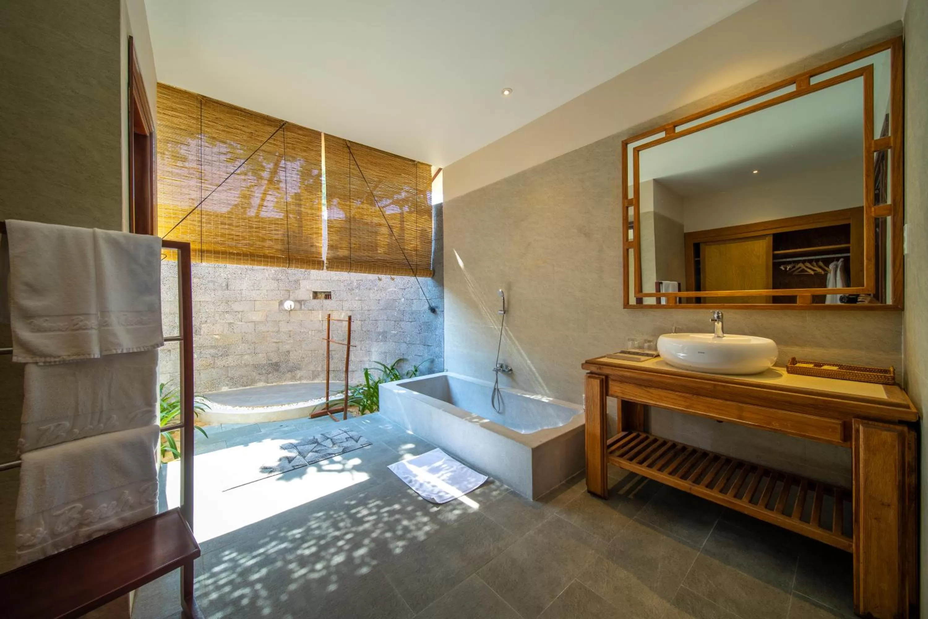 Sao Mai Beach Resort