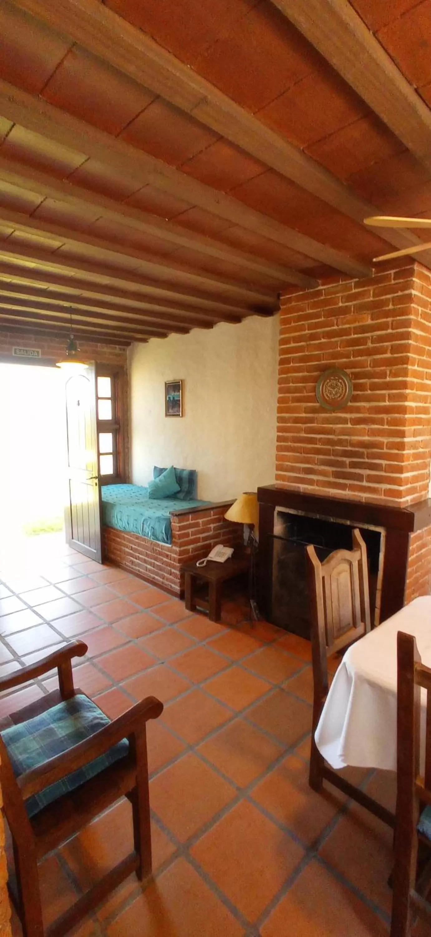 Seating Area in Pino Dorado