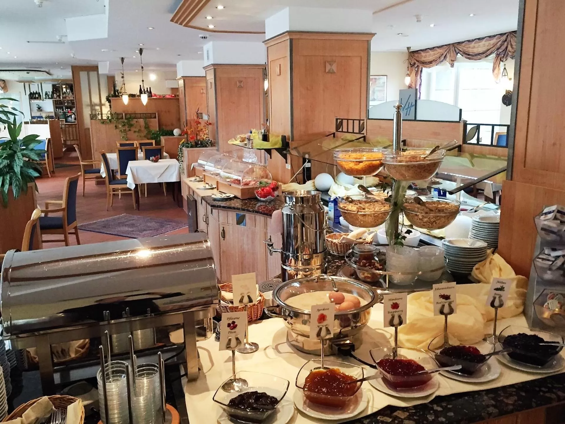 Breakfast in Hotel Wetzlarer Hof