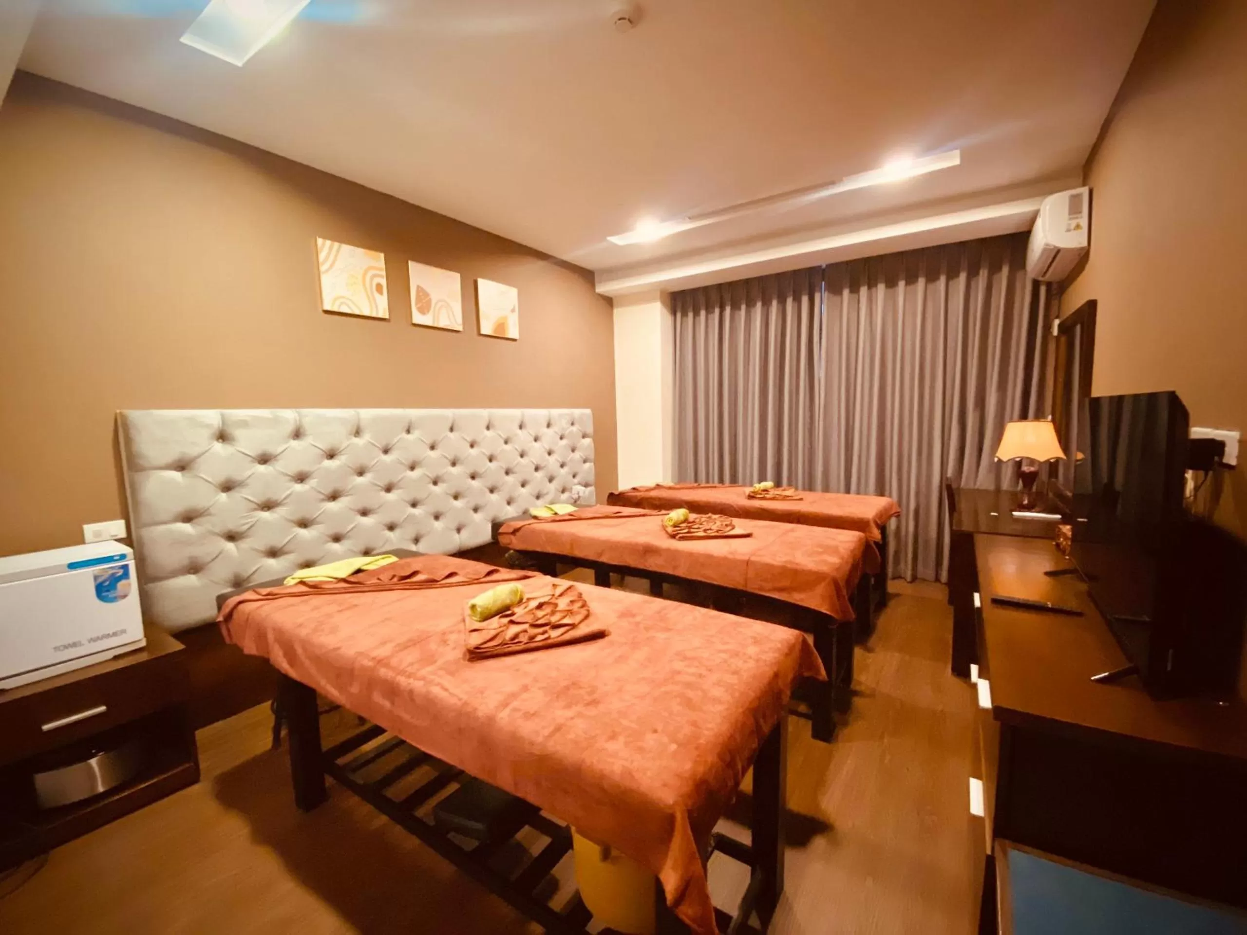 Spa and wellness centre/facilities, Bed in Blubiz Hotel