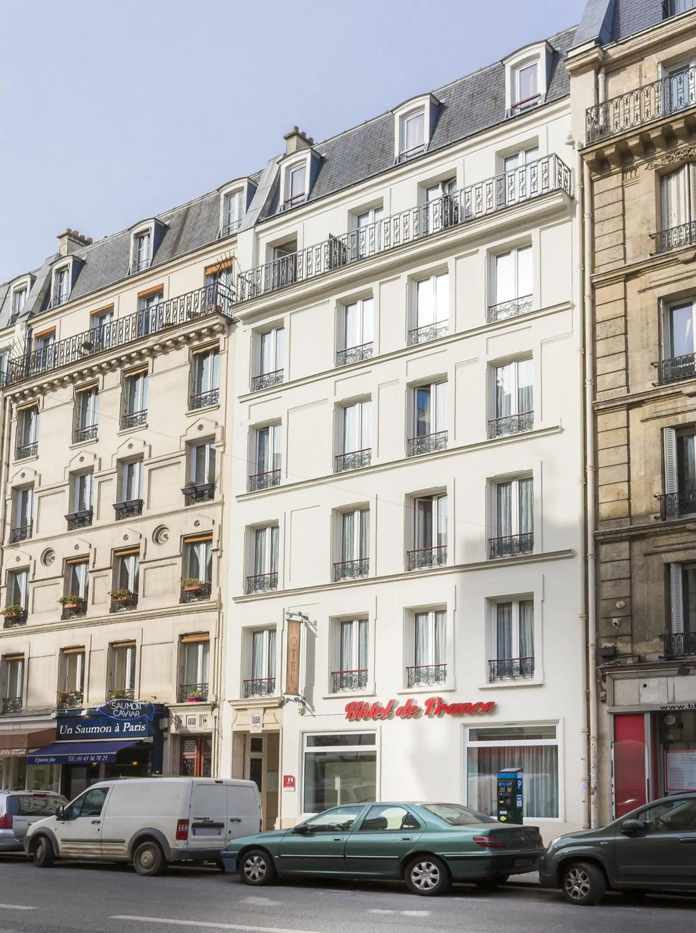 Facade/entrance in Hôtel de France Quartier Latin