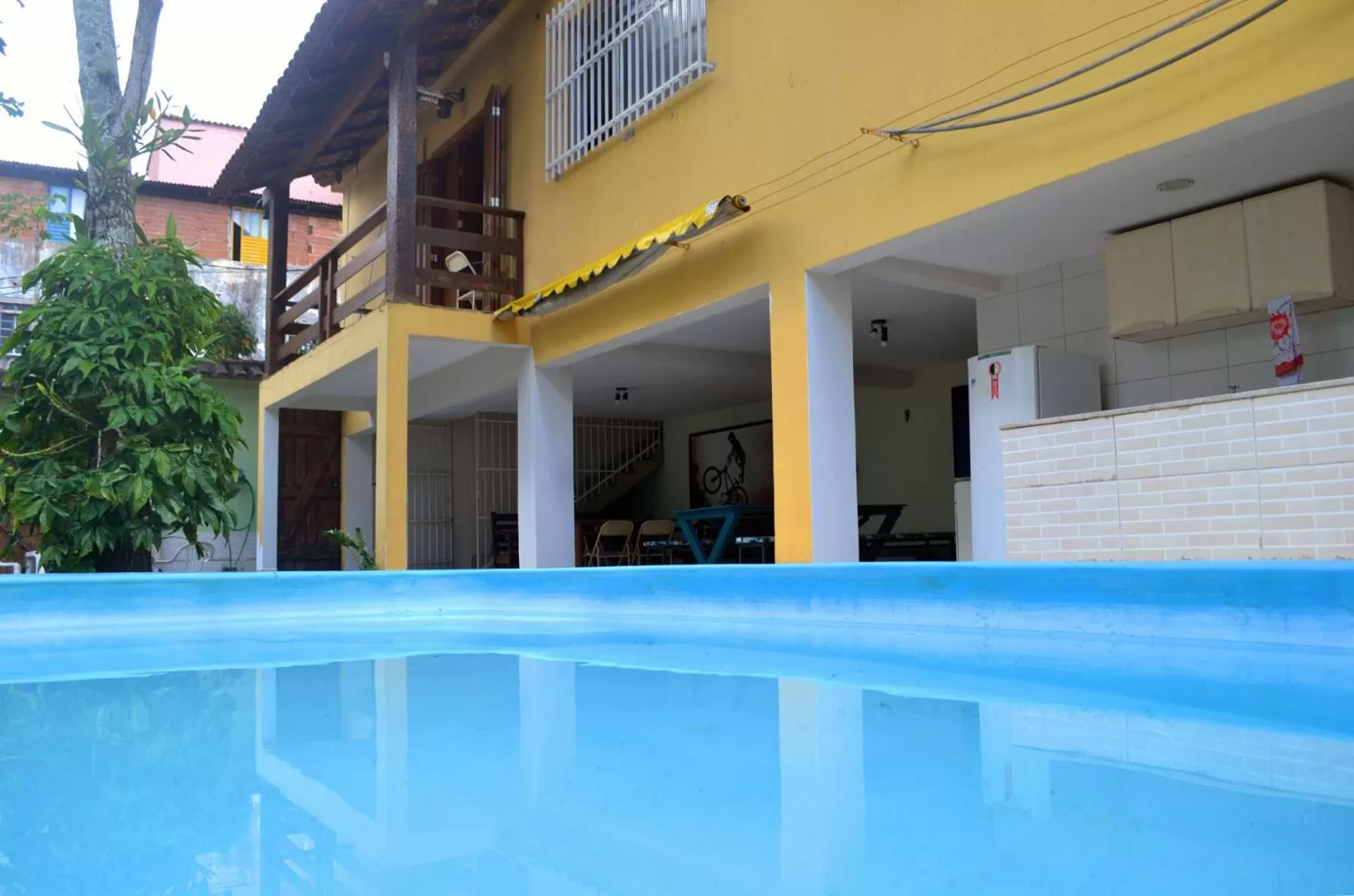 Pool view in A Casa Morro do Moreno