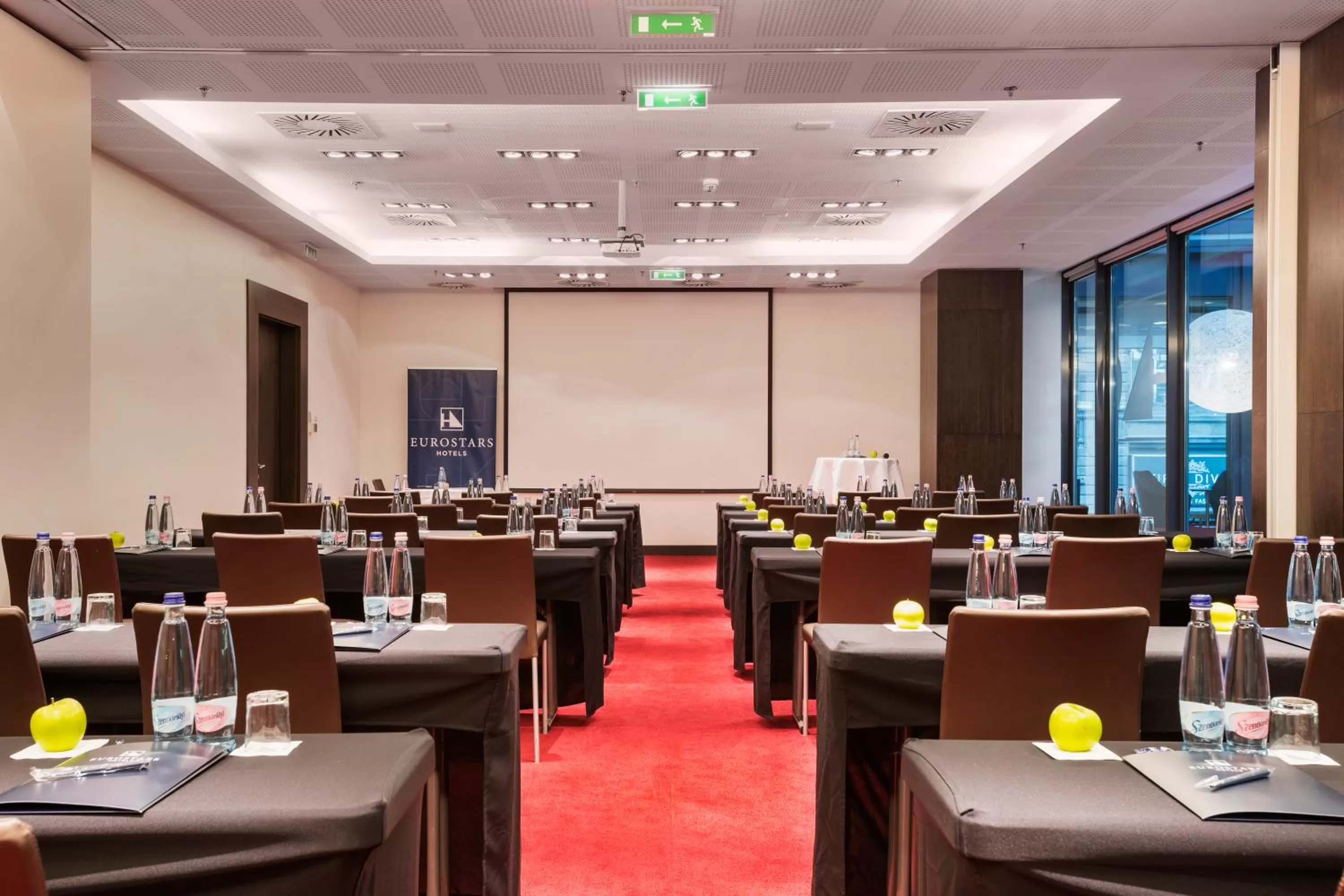 Meeting/conference room in Exe Budapest Center