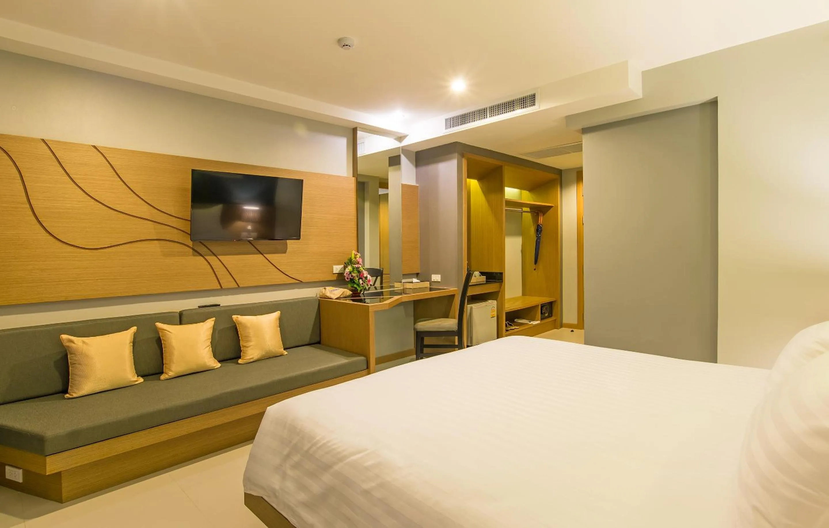 Decorative detail, Bed in AVA SEA Resort Krabi, Ao Nang Beach