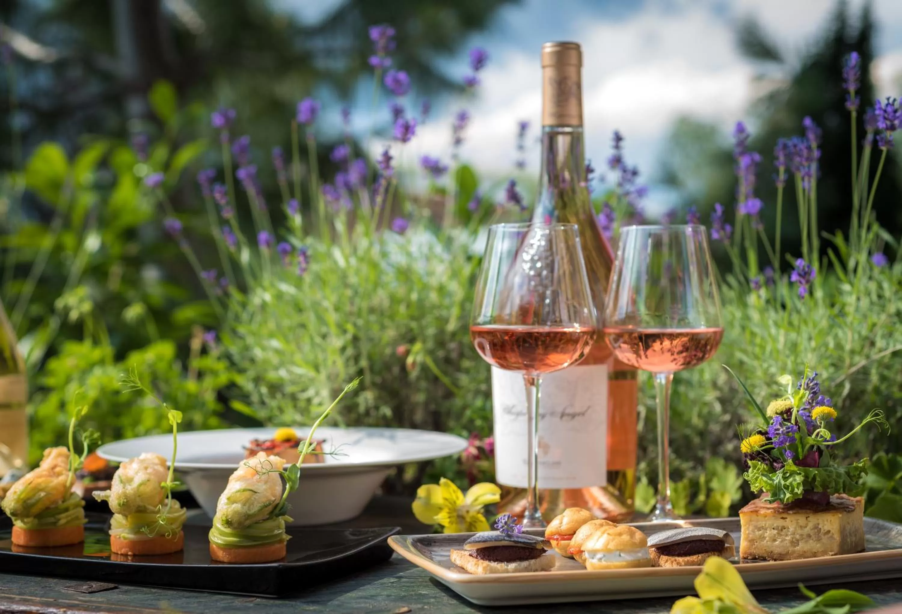 Restaurant/places to eat in Kempinski Hotel Grand Arena Bansko